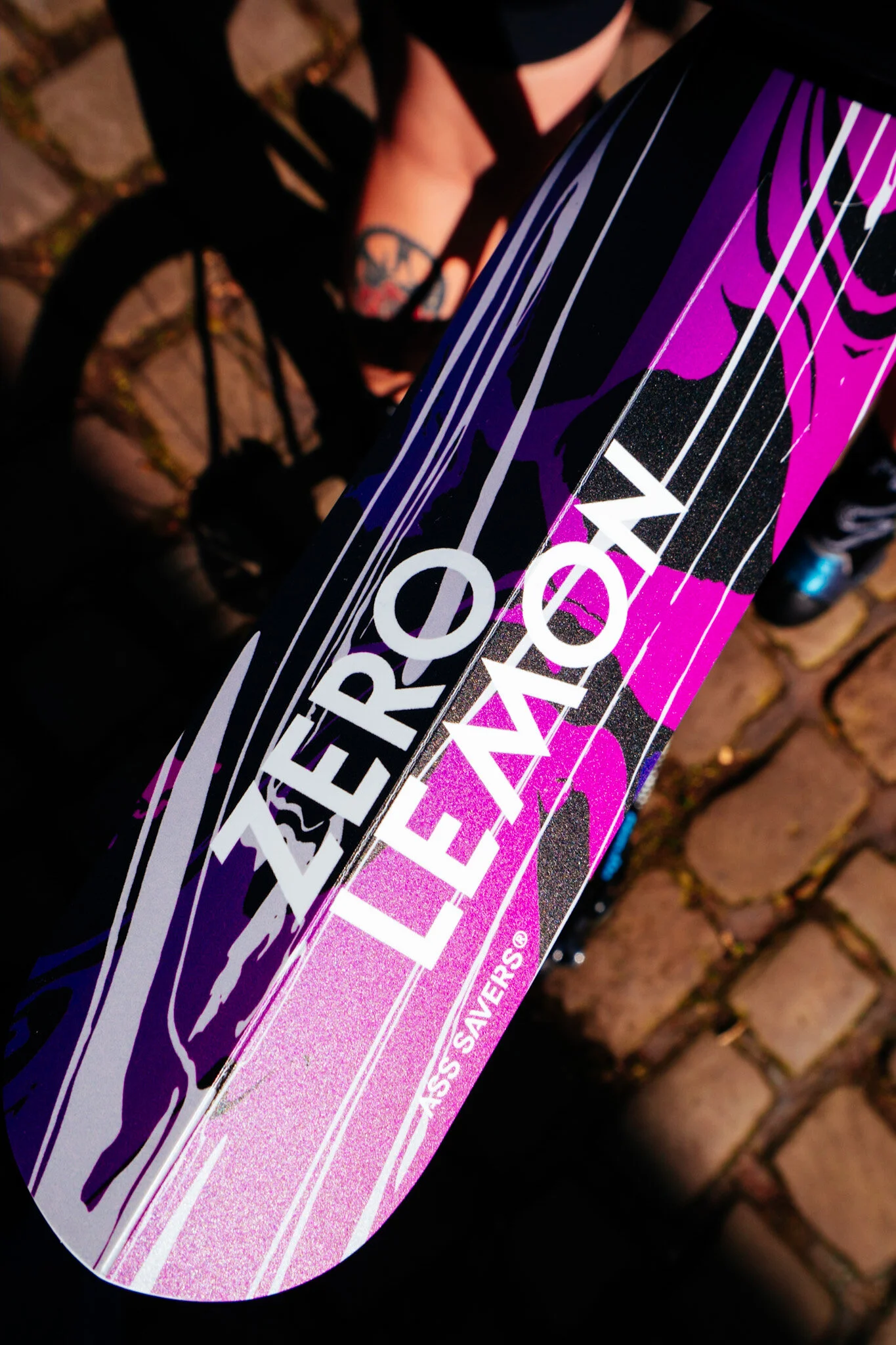 EDD9CCF9-1F6D-494B-AB6F-C8C746EED702