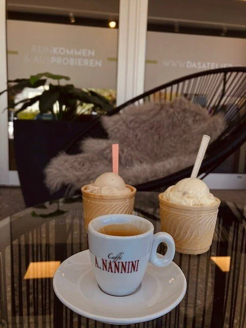 Erfrischungen im ATELIER! 