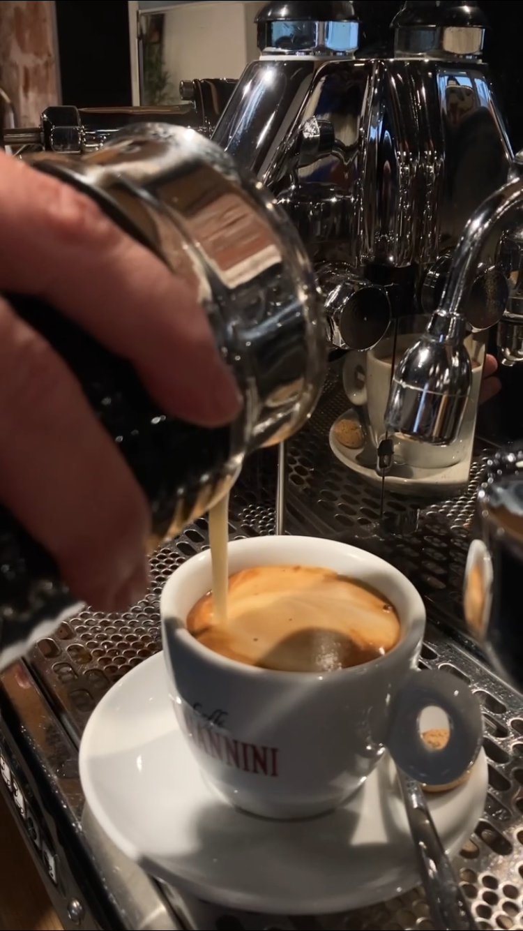 ANKOMMEN im ATELIER☕️🍂🧡