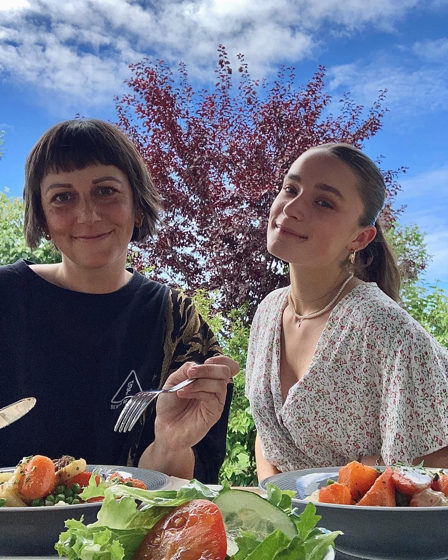 Mittagspause mal außerhalb vom ATELIER🌻🥙☀️