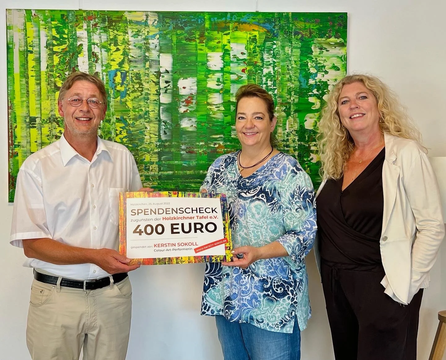 Scheckübergabe &amp; neue Kunst im ATELIER 👩‍🎨