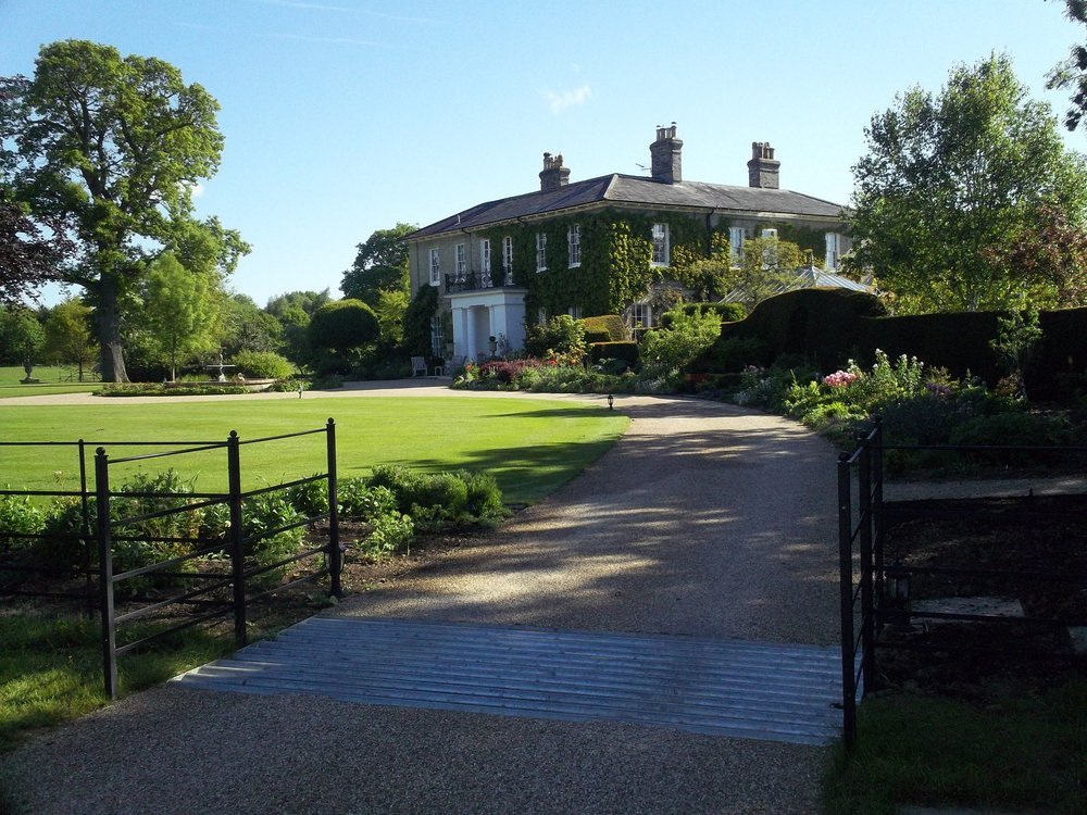 Driveway to Manor