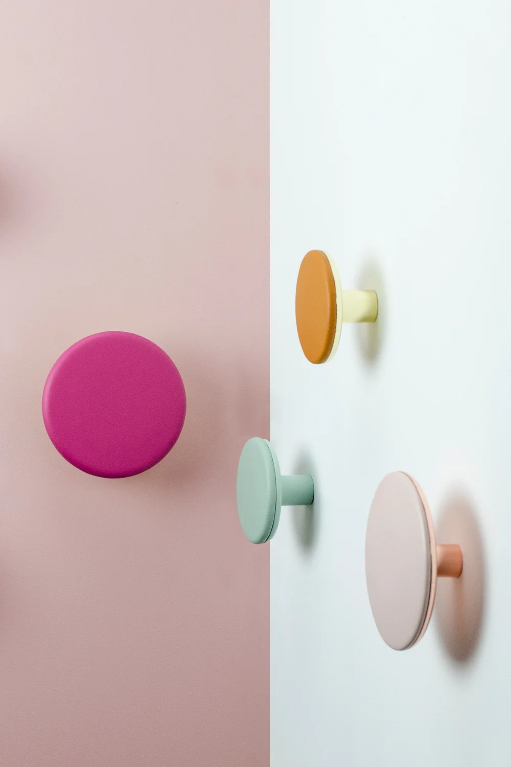round wall hooks