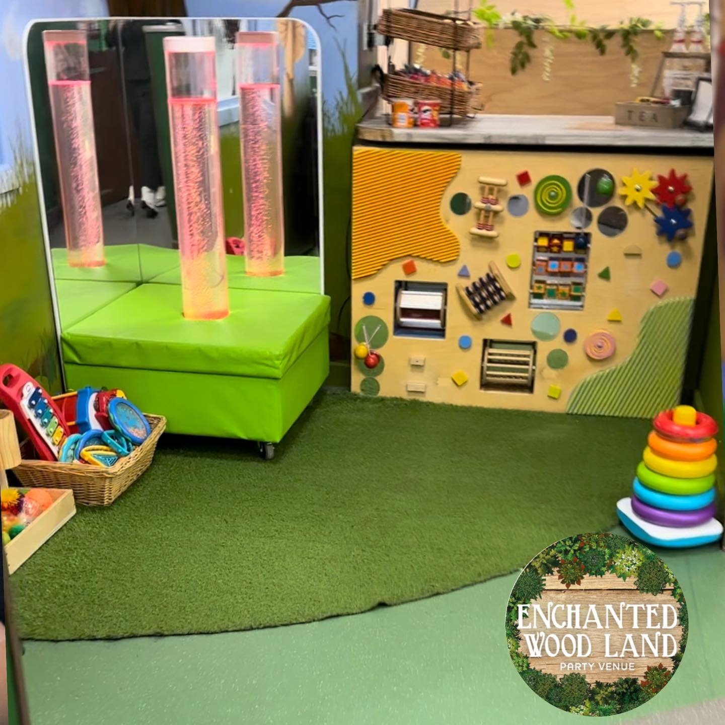 Sunday Fun-day! 🎉

Spaces to play today&hellip; 

Sunday 21st April 
9am- spaces
11am-limited 

📱 Book now: 

https://enchantedwood.bookmyparty.co.uk/book/1419/booking.aspx?packagegroup=stayplay

#enchantedwoodland #ewl #stayandplay #softplay #role