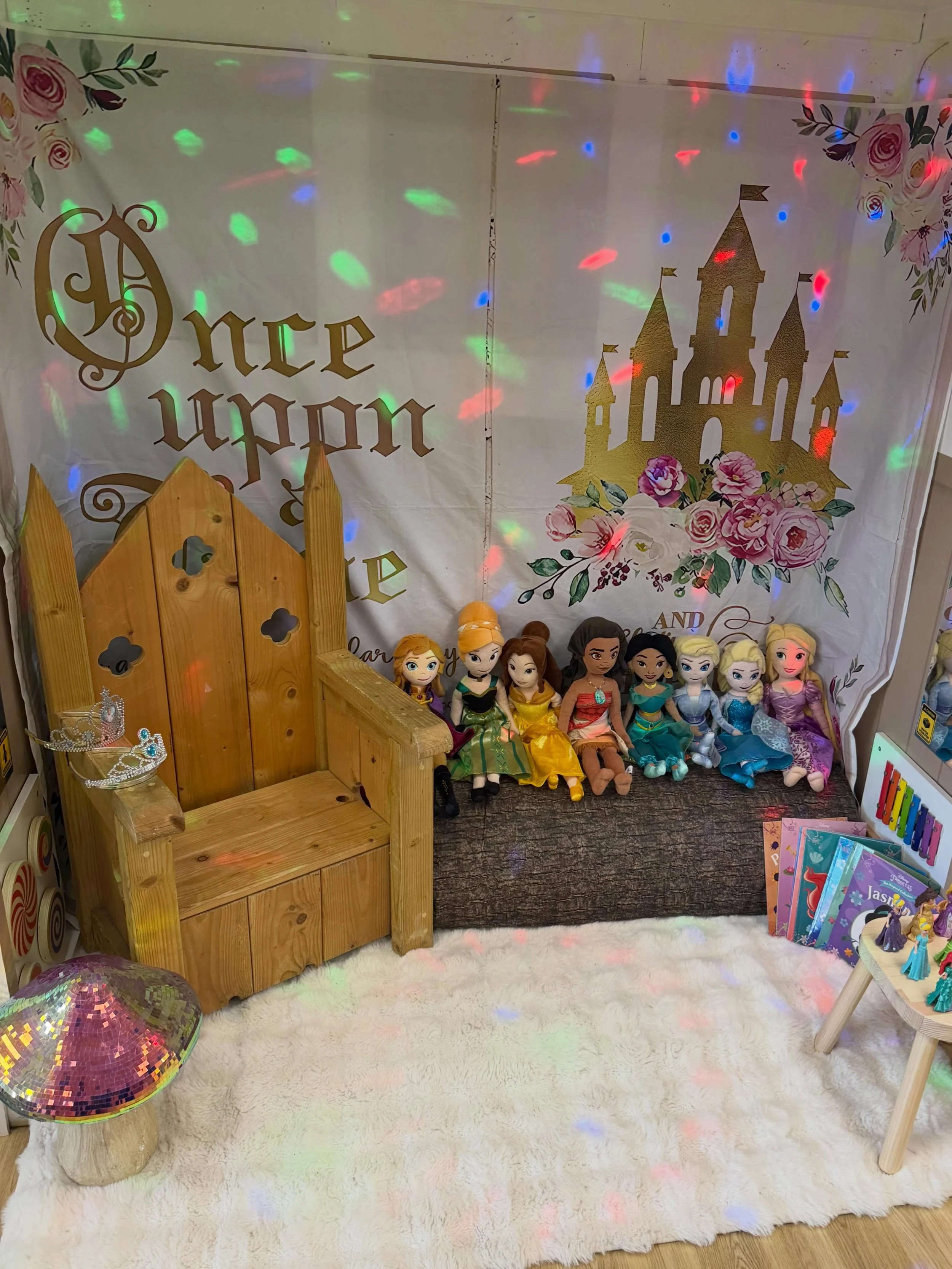 Our princess special runs at @enchantedwood_land_welling this Sunday- 9am and 11am

Personal visit to see the princesses, crown making, dancing, singing and lots of magic with @more_than_mascots 

Book here: 
https://enchantedwood.bookmyparty.co.uk/b