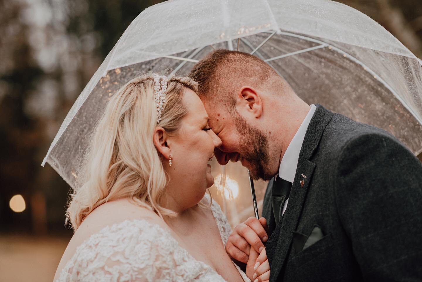 A beautiful couples pic from Harry and Becka&rsquo;s wedding a couple of weeks ago. Rain can be a bit off putting for pics but it never hurt anyone! Thankfully they were super game to get out there under an umbrella and the results were unreal! First