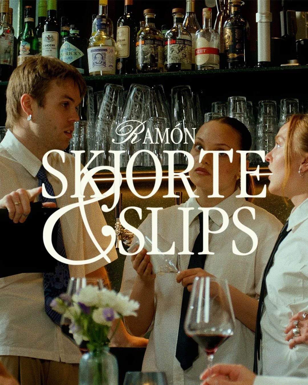 Musikkvideo for &laquo;Skjorte &amp; Slips&raquo; av @ramonandresen 

Regi: @haakon_paulsen @miriamhammersland @ramonandresen 

Dansere:
@almaapenteng 
@ebbahatcher 
@irmamicaela 
@martebraekken 

Koreografi: @miriamhammersland @almaapenteng 

Videof
