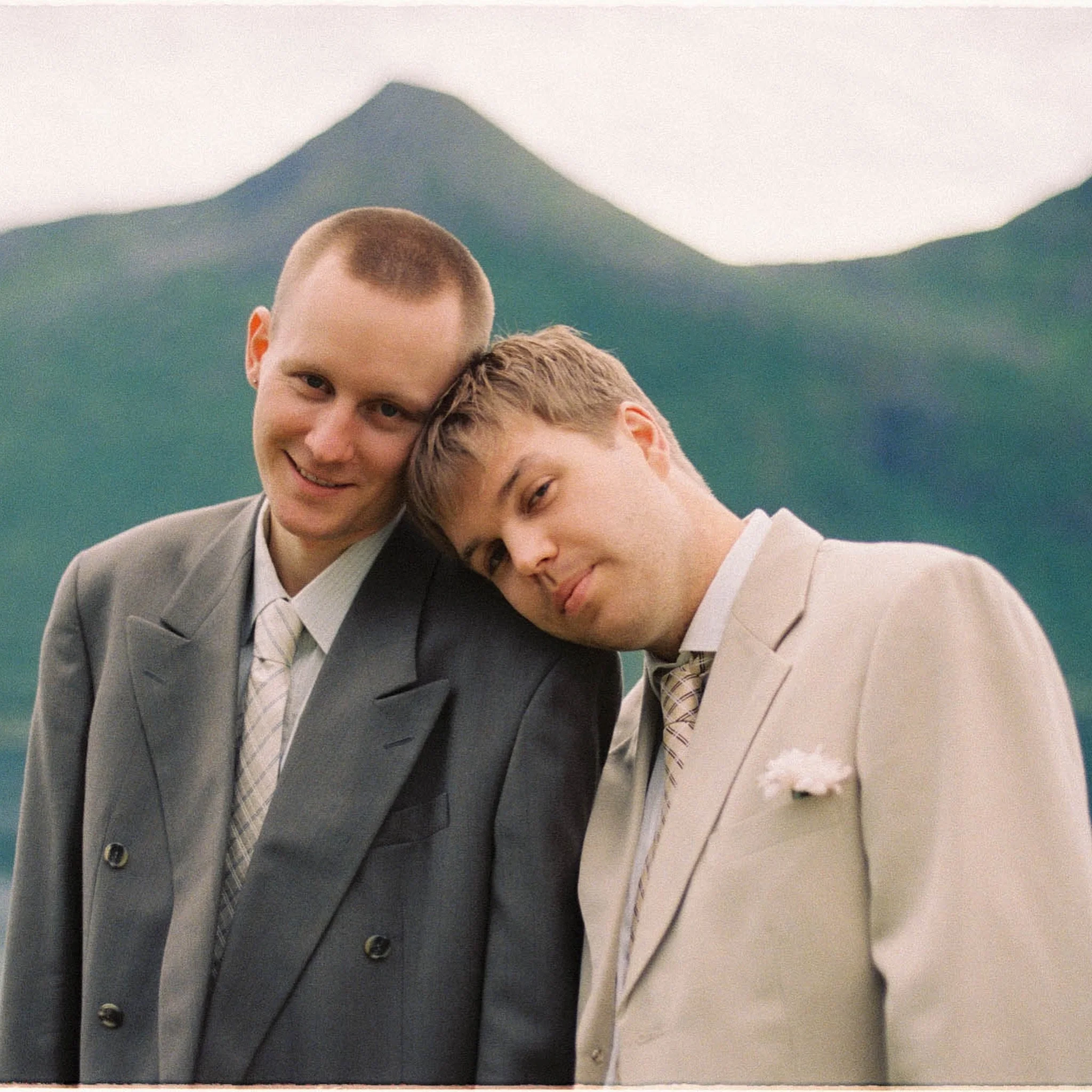 R + H = <3