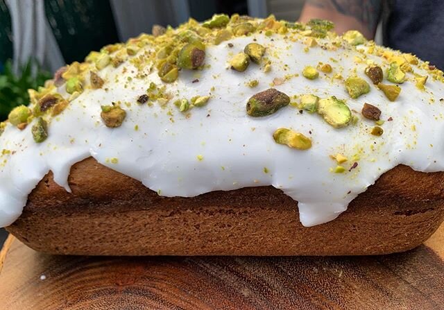 Everyone&rsquo;s new favorite pistachios loaf #bake #supportsmallbusiness #pistachio #loafcake
