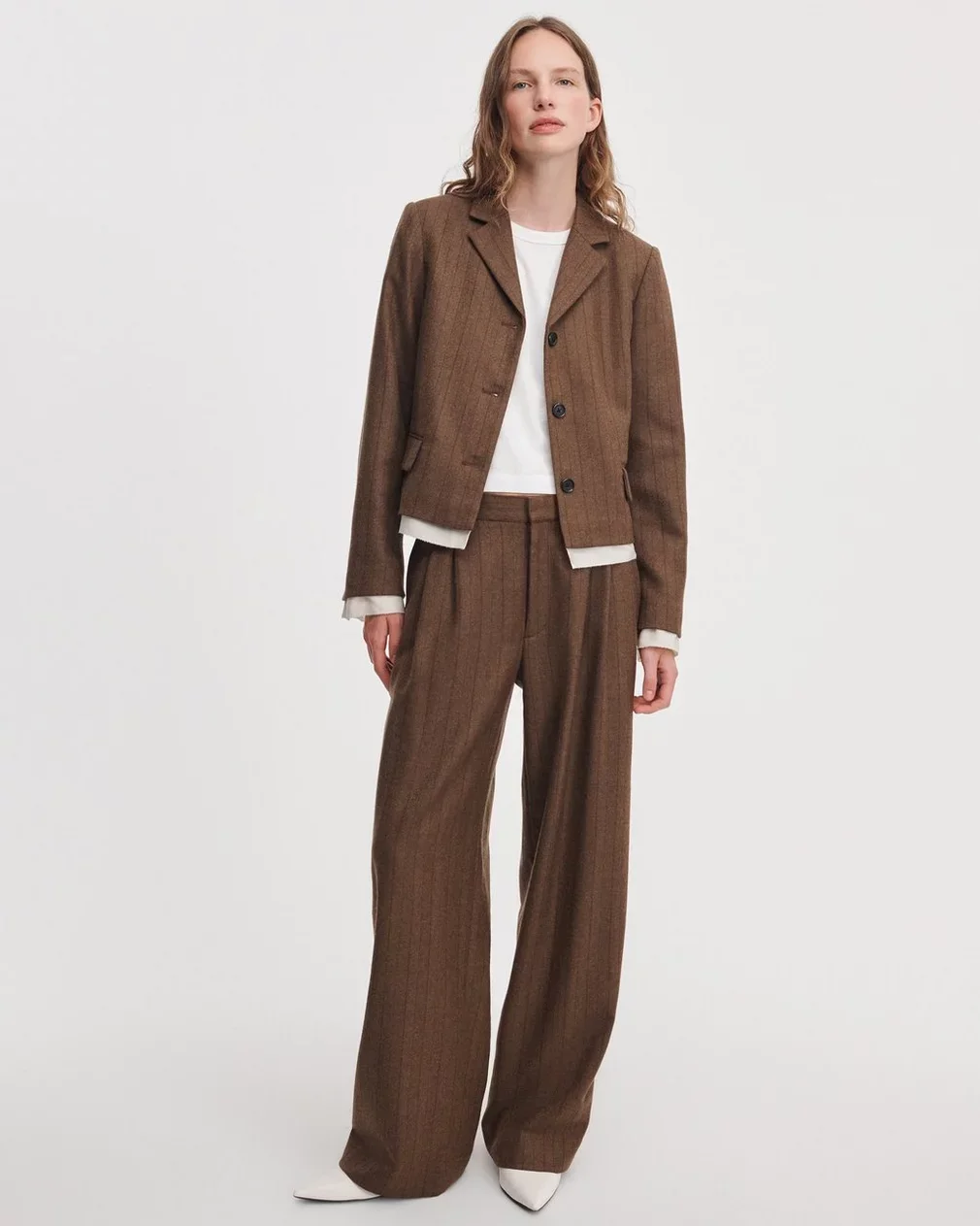 Lawrence-Striped-Blazer-282 (2).webp