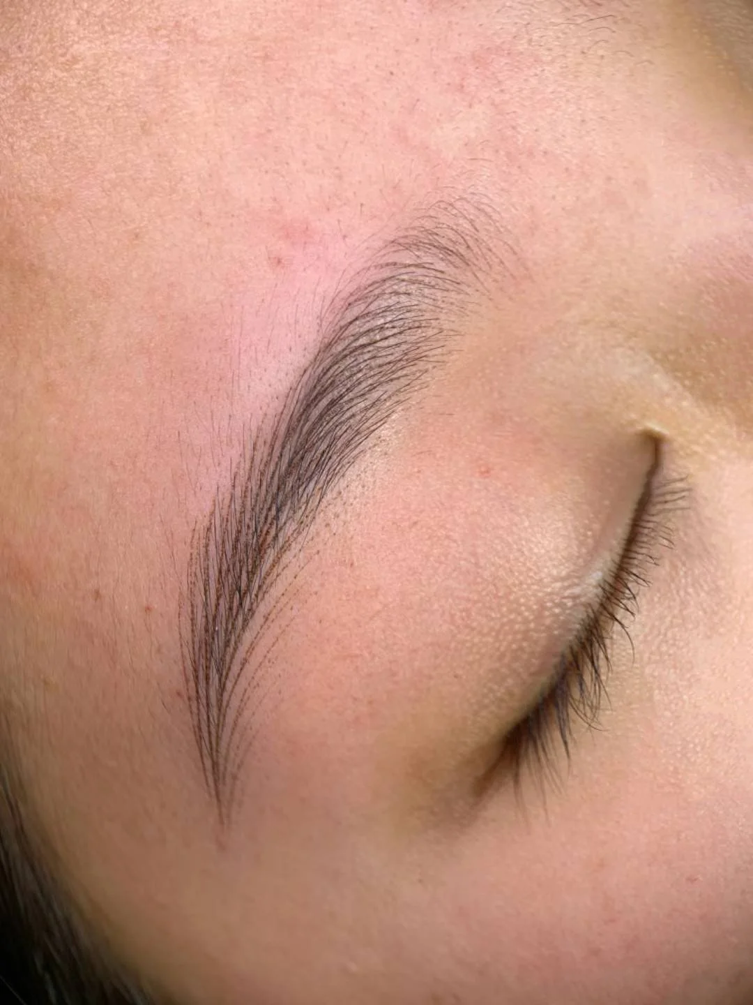 Brows_Microblading_30bc654fc0d0ad2e3f806c53b5a24ed.jpg