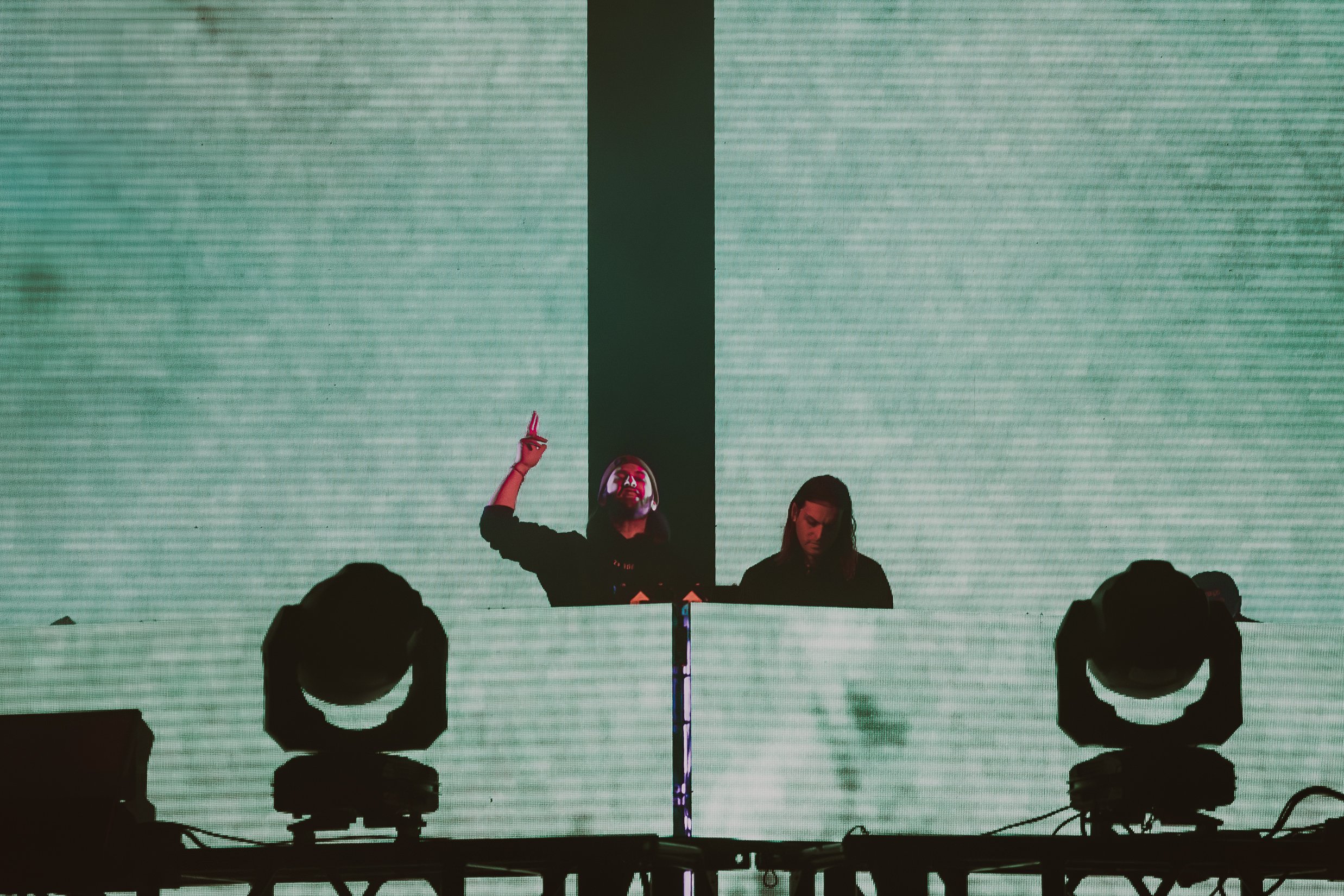 191220_ZedsDead_NancyDHuynh002.JPG
