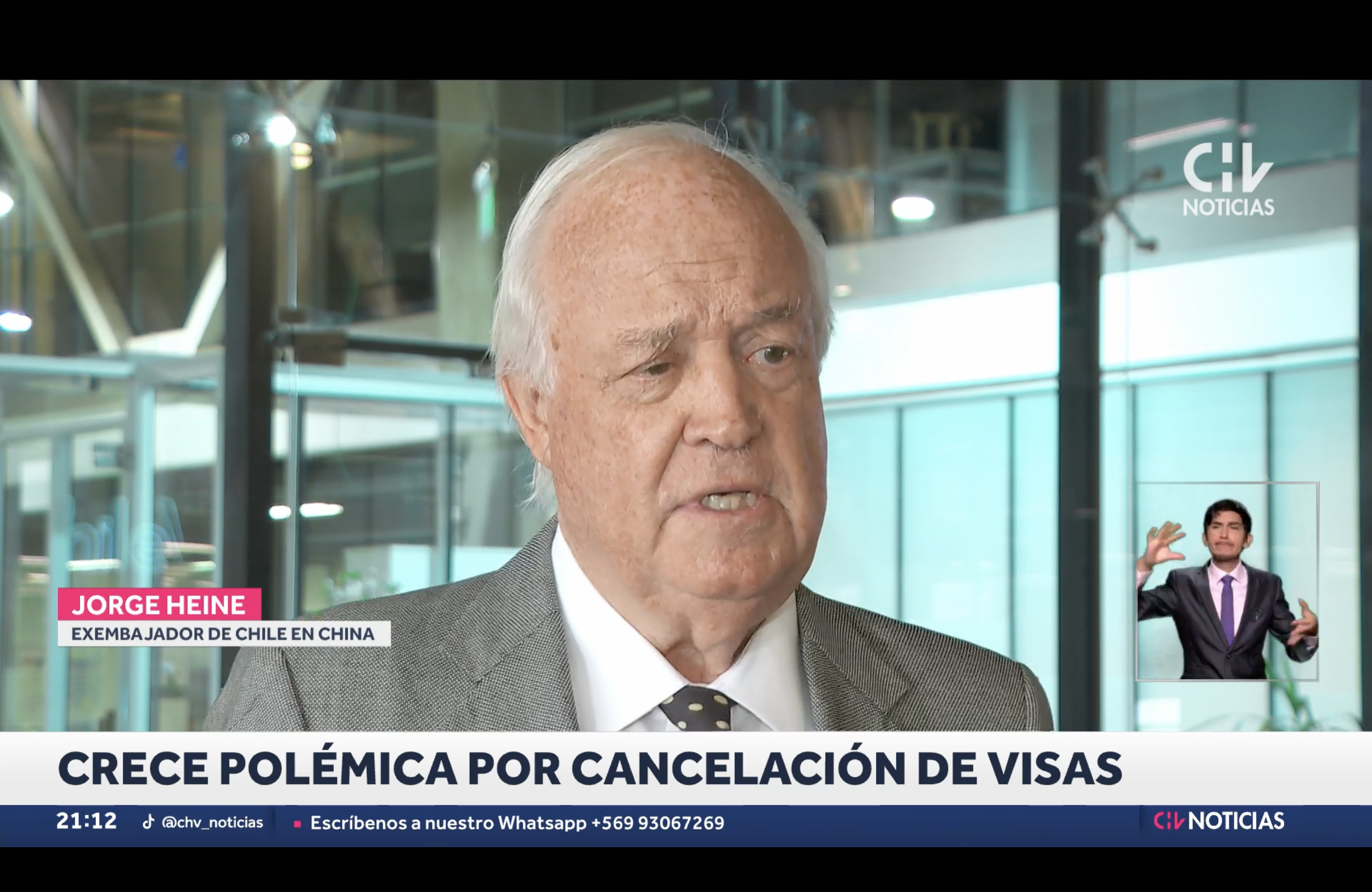 “EEUU quiere mantener el monopolio”: Exembajador en China reacciona a cancelación de visas
