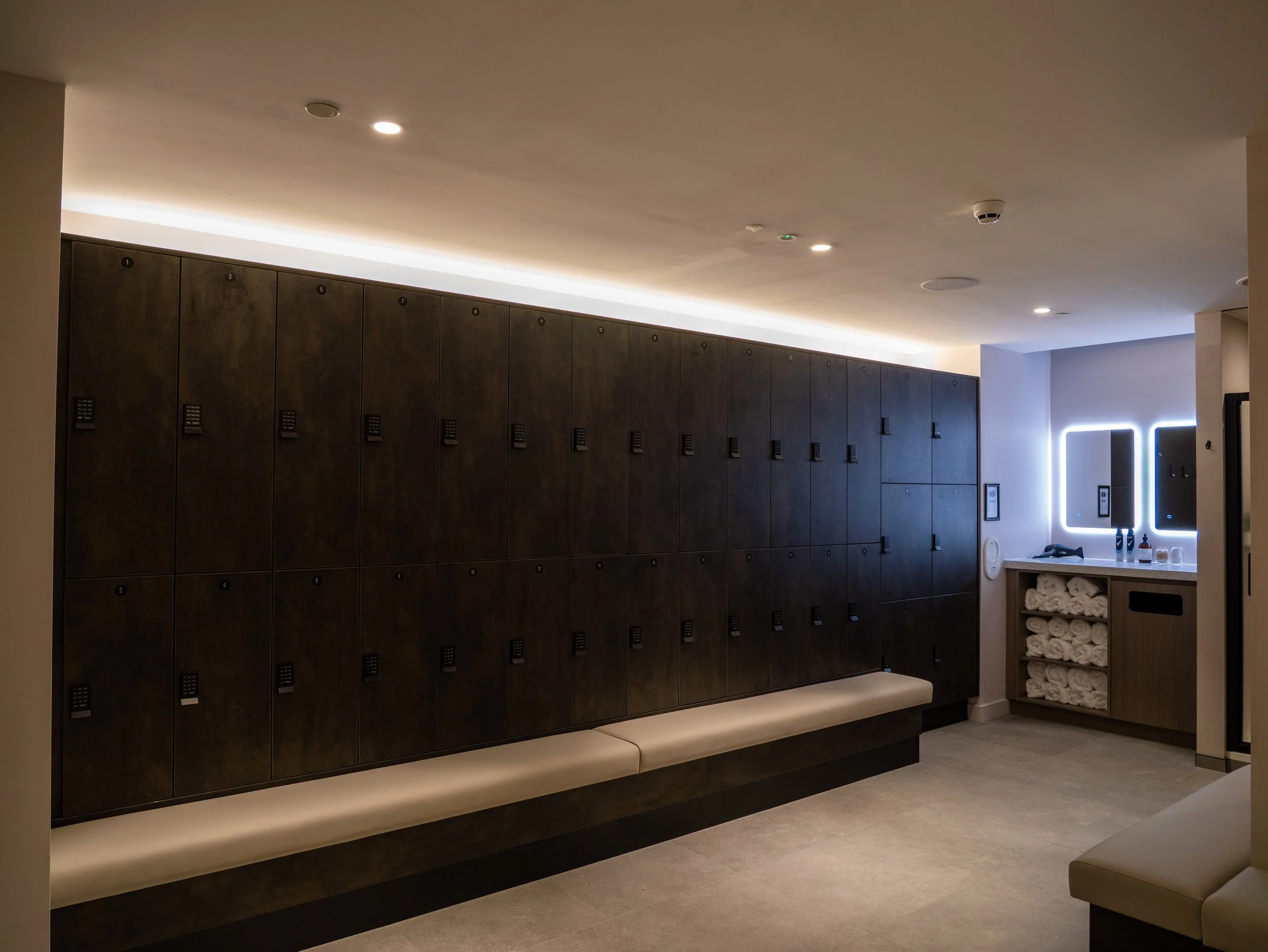 Changing-room-1.jpg