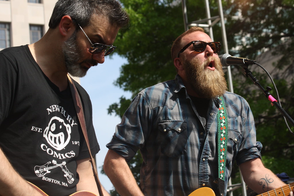 7M3 by the water’s edge