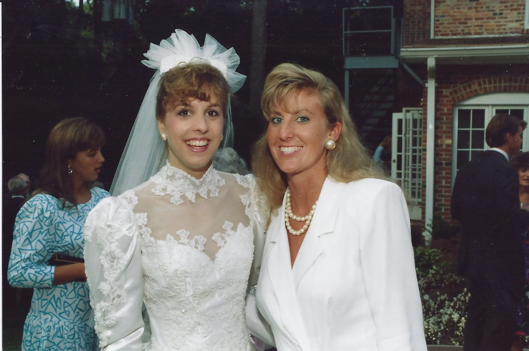 0889 Wedding Betsy Roe.jpg