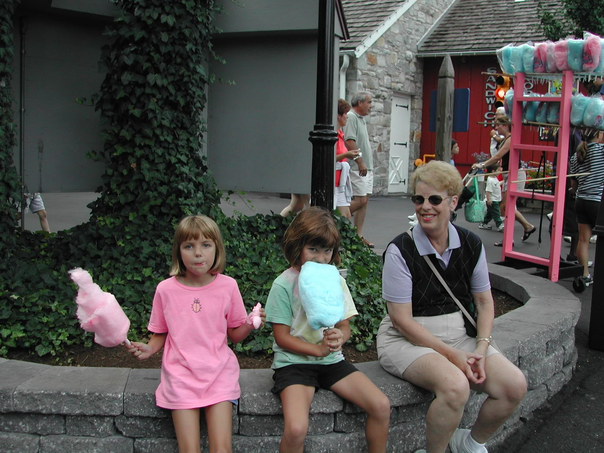 0702 Girls with Nana at Hershey Park.jpg