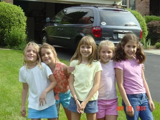 0504 Grace Ava Friends.jpg