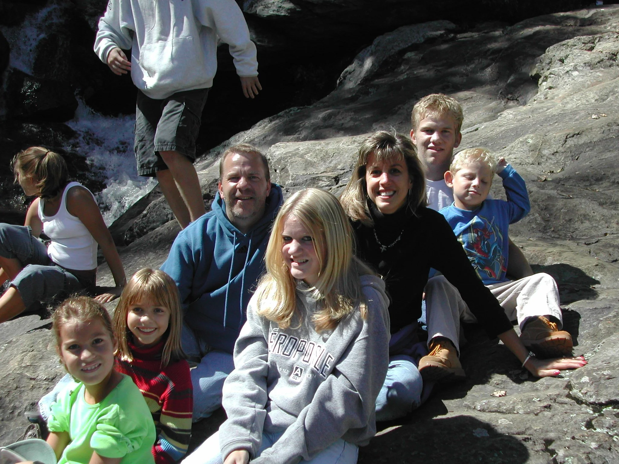 0904 Kids and Shomakers 2.jpg