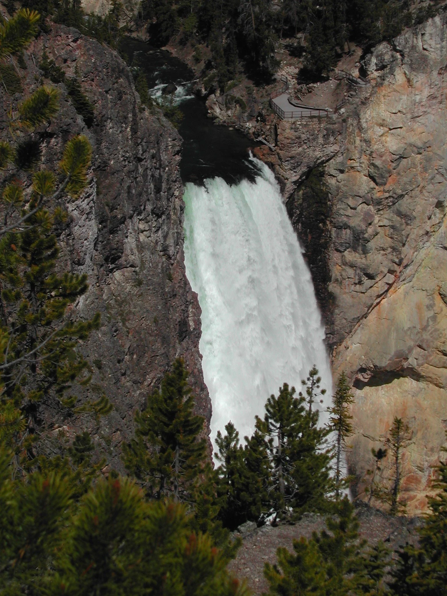 0604 Yellowstone Upper Falls.jpg