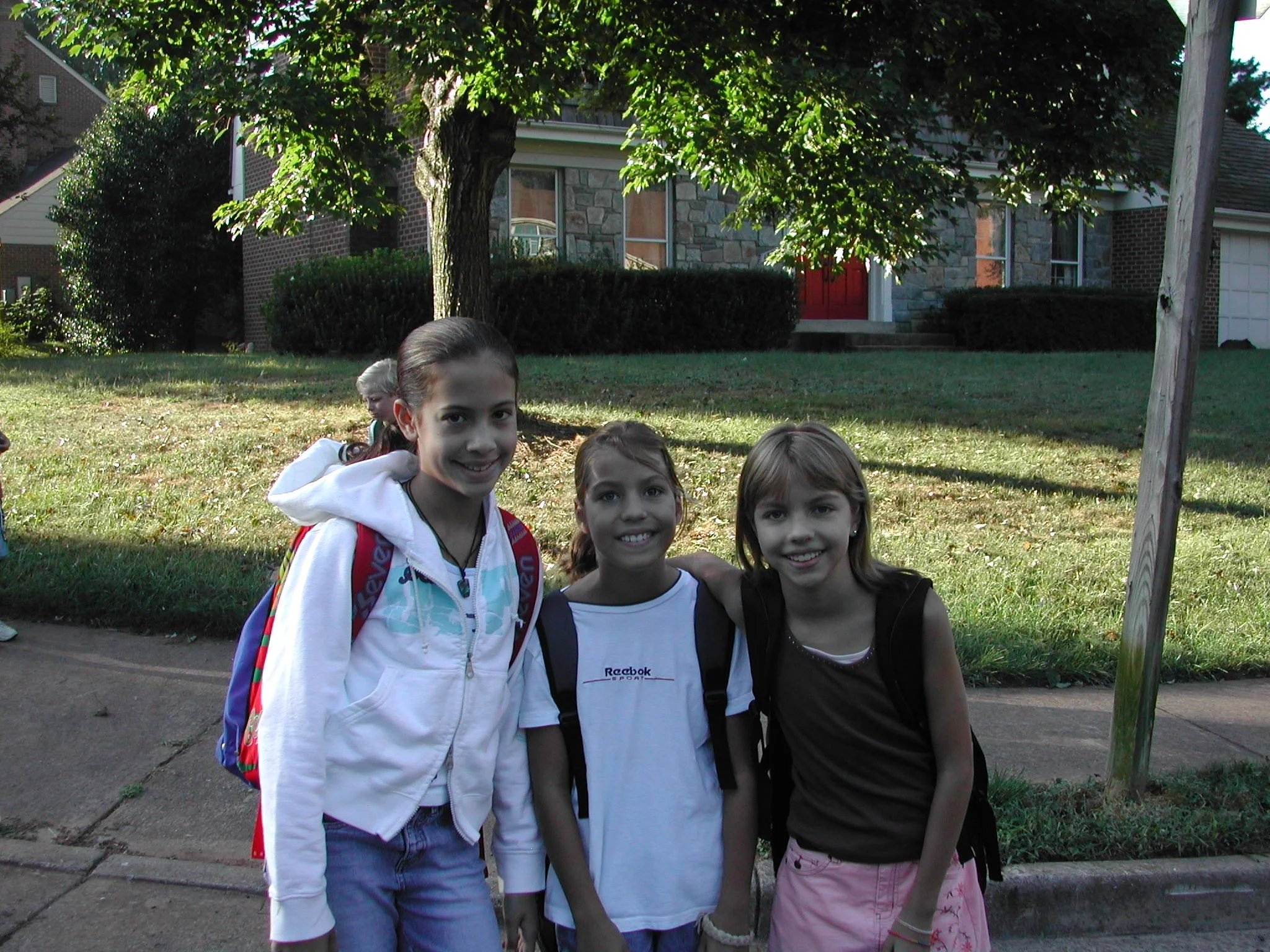 0905 Grace Ava Cecilia.jpg