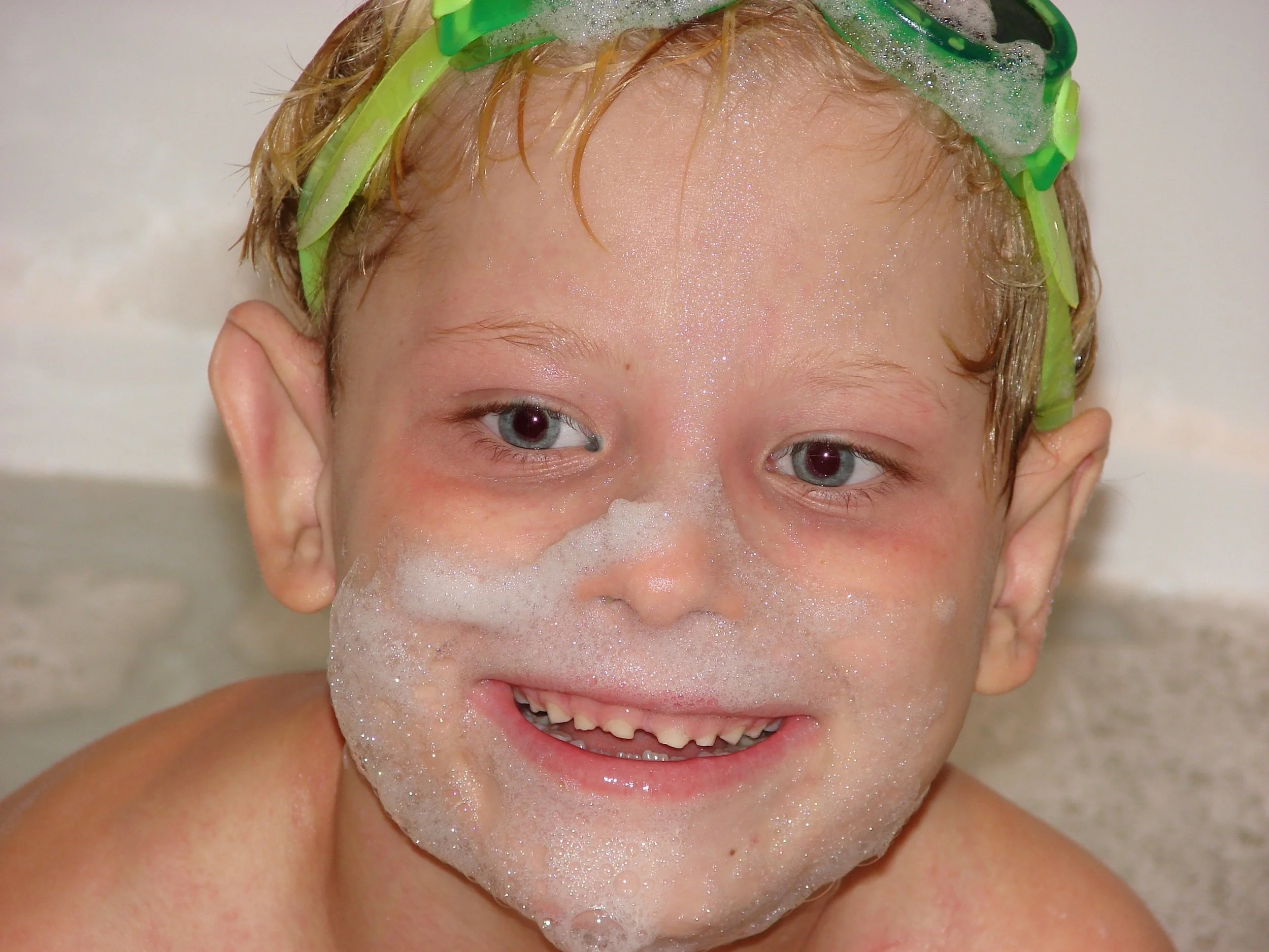 1206 Nate Bathtub 2.jpg