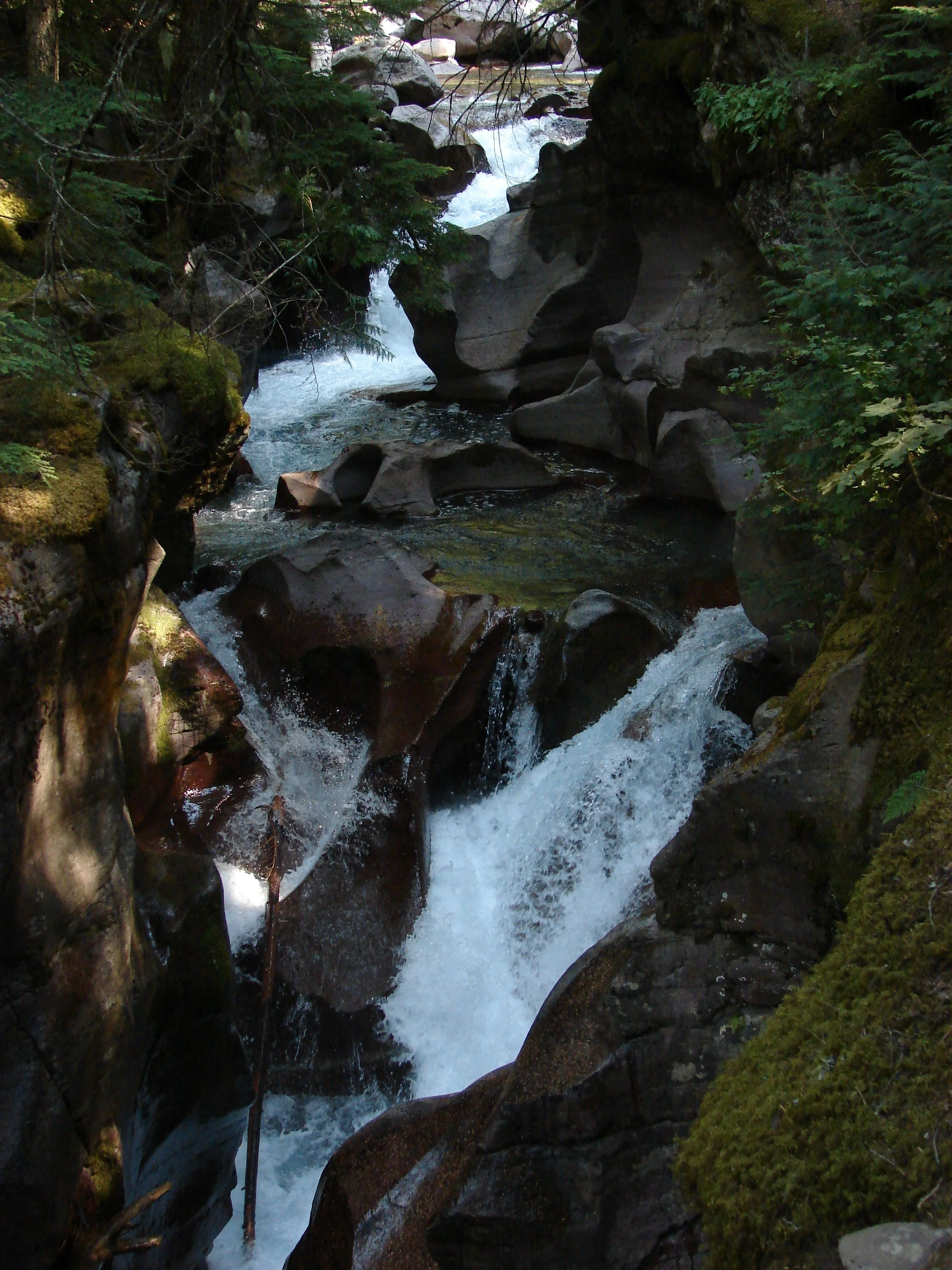 081207 Avalanche Cascades.jpg