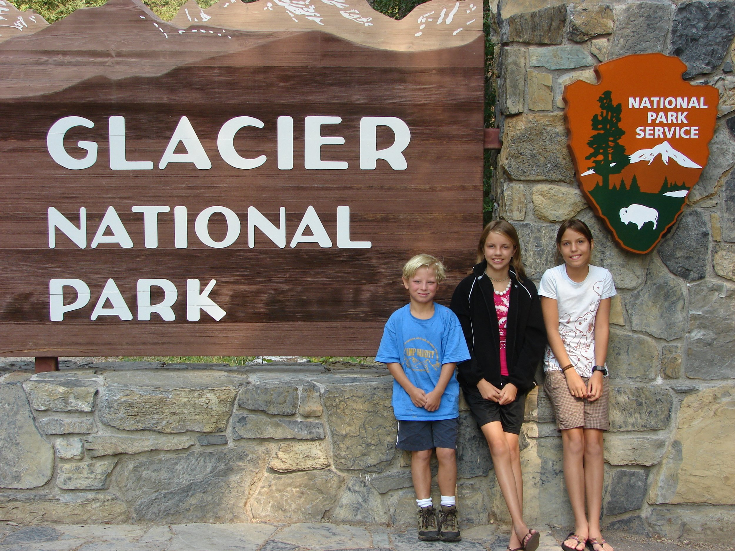 081207 Kids West Glacier Entrance.jpg