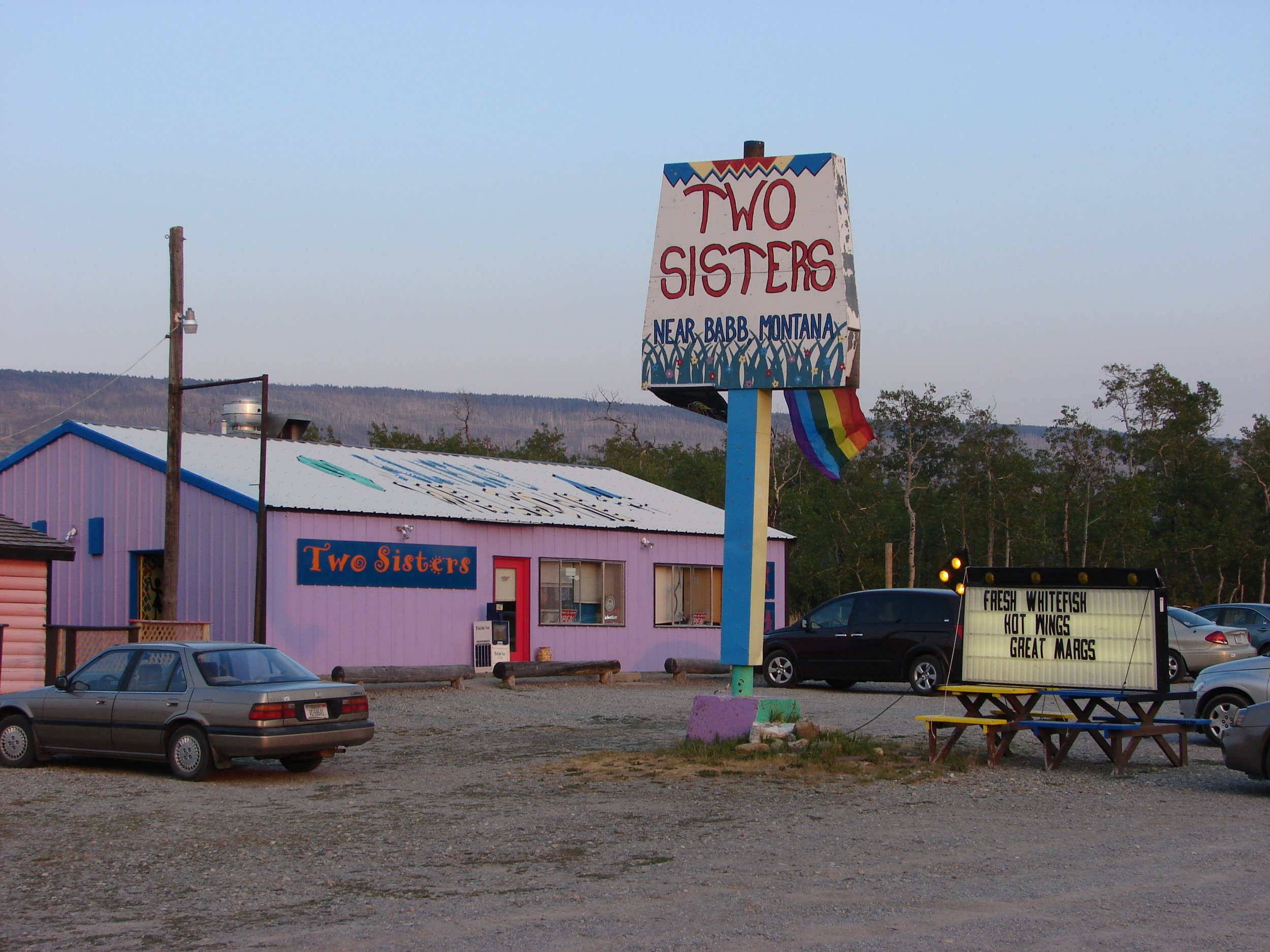 081307 Two Sisters Restaurant.jpg