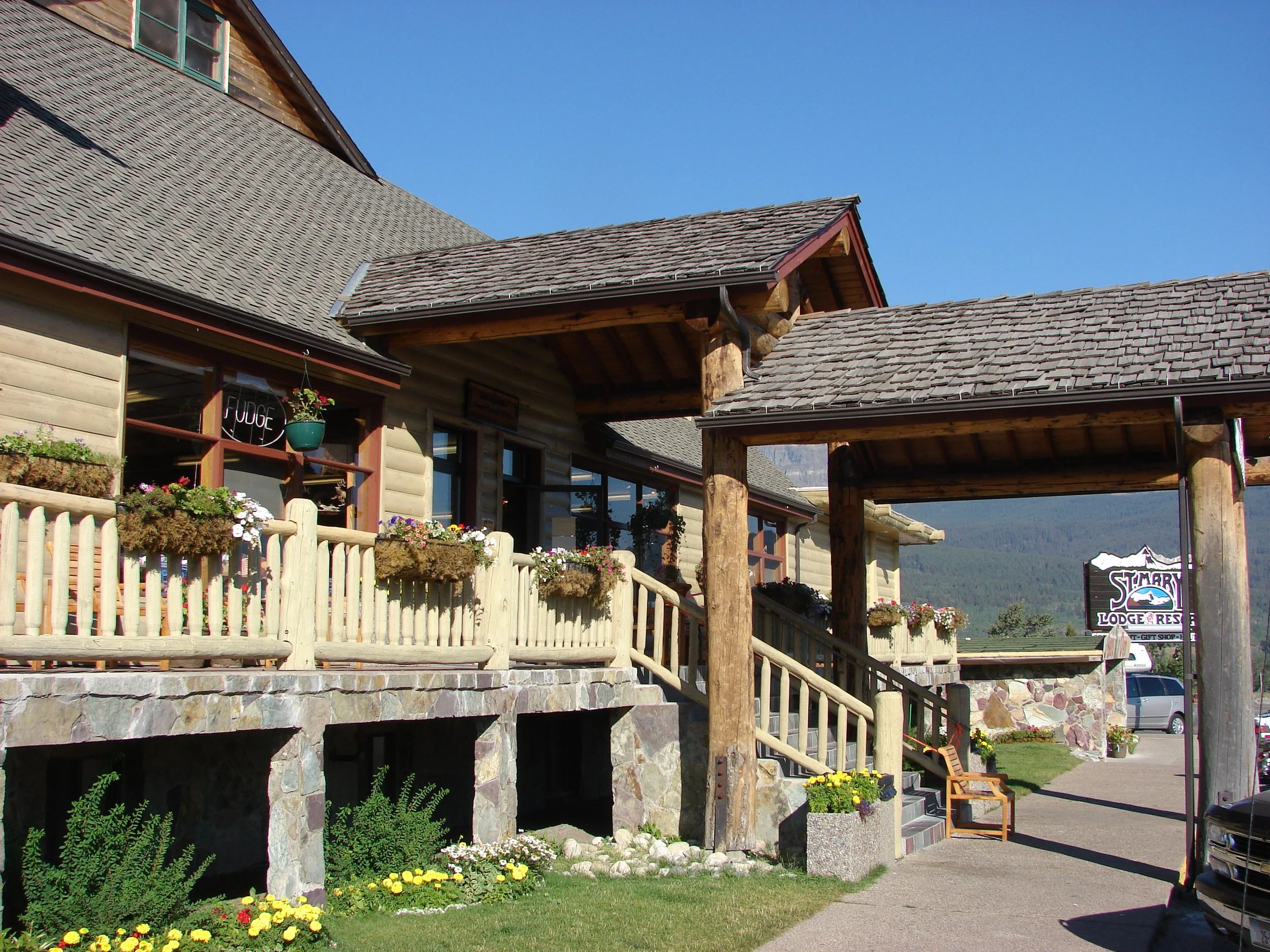 081407 St Mary's Resort and Lodge.jpg