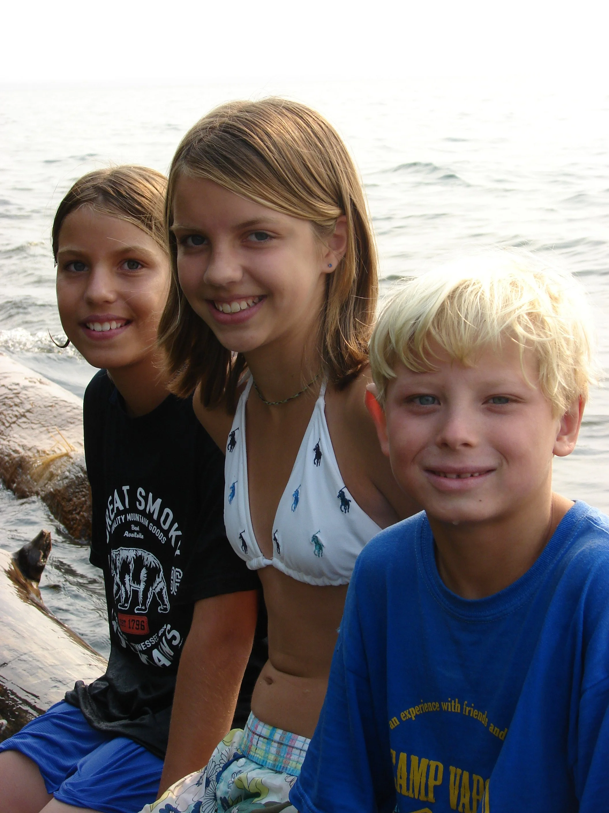 081707 Kids at Wayfarers 2.jpg