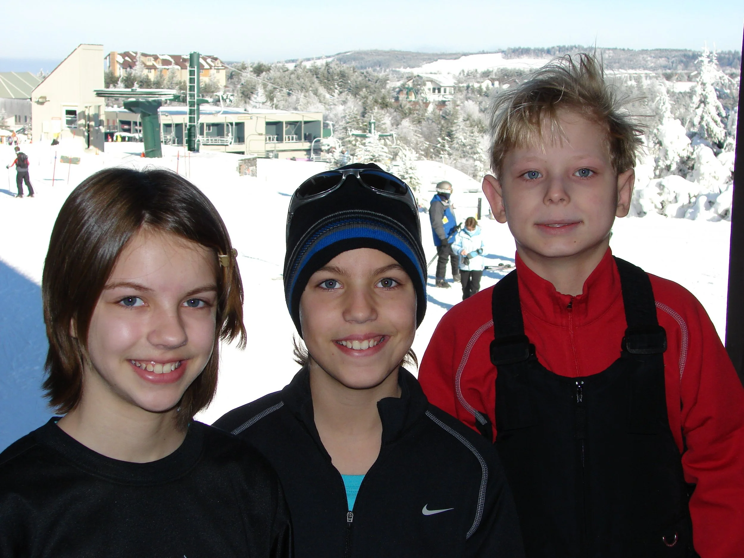 0108 Snowshoe Kids.jpg