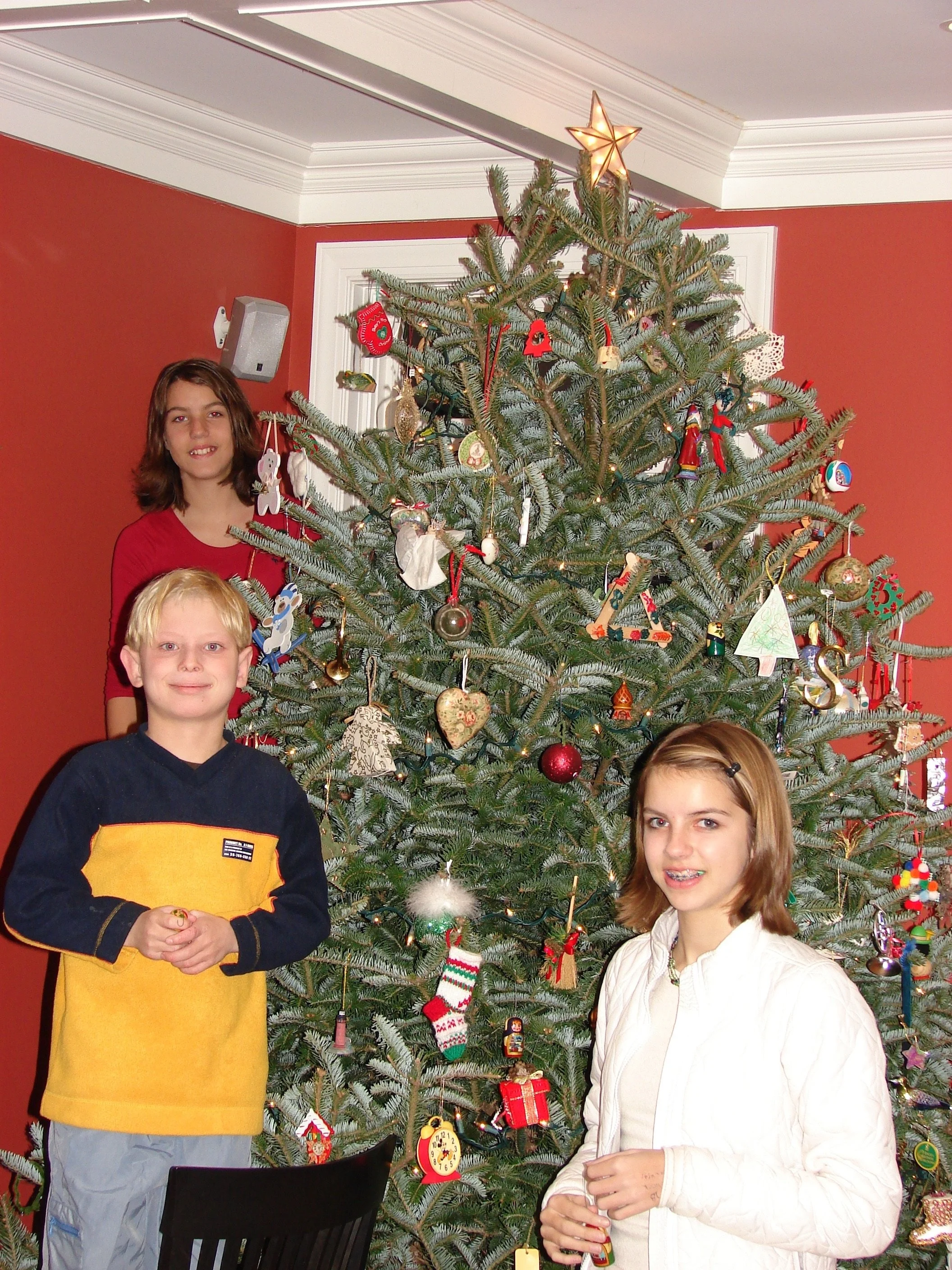 1208 Christmas Kids 1.jpg