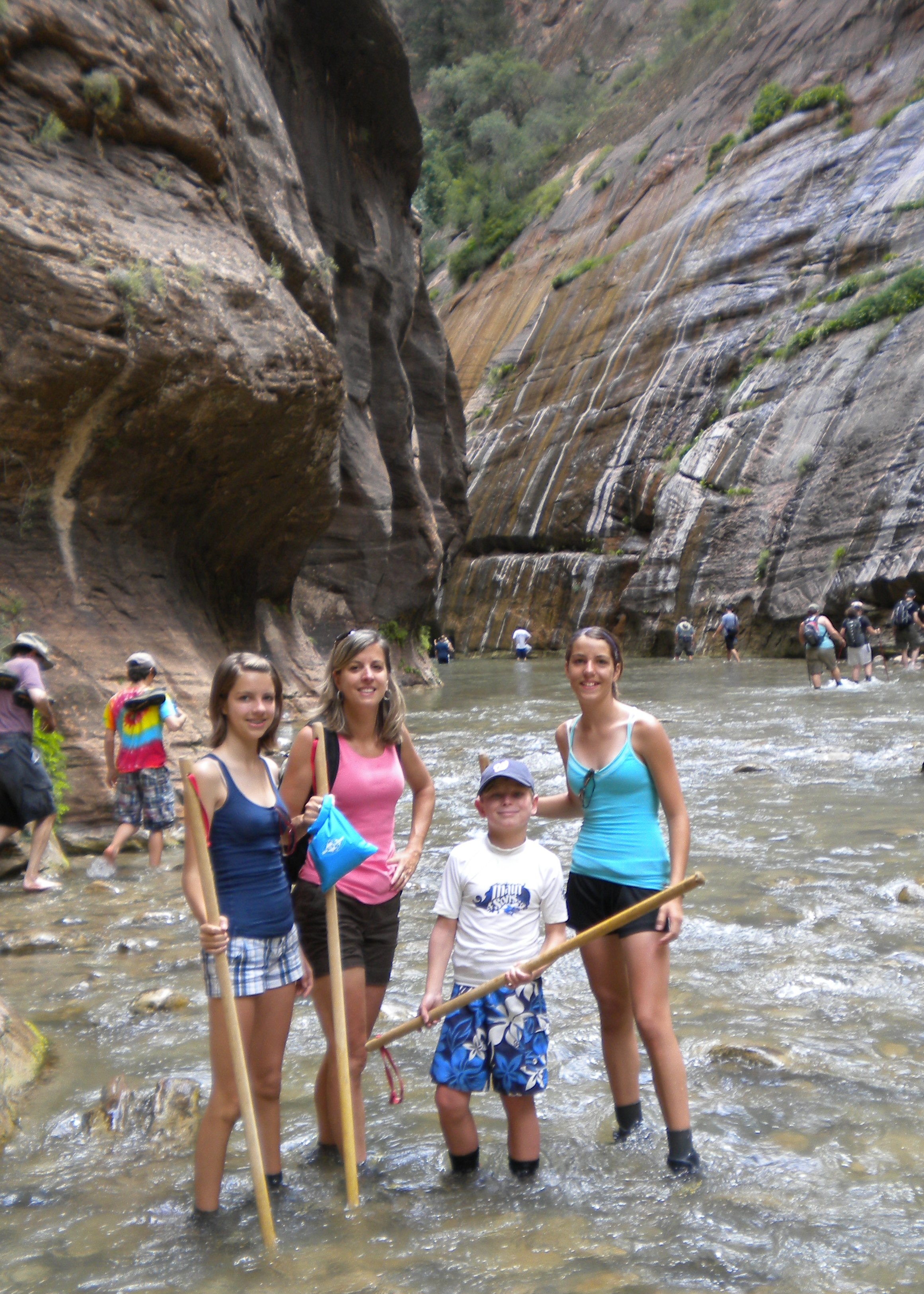 0609 25 Narrows Family 1.jpg