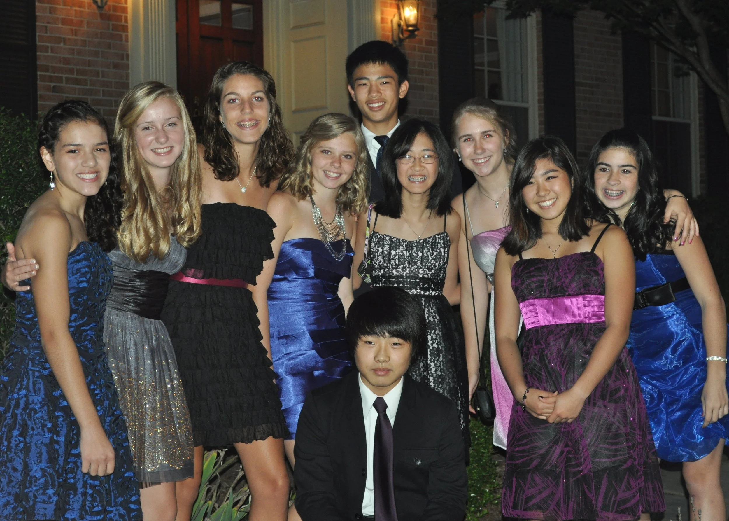 1010 Homecoming Ava Group 2.jpg