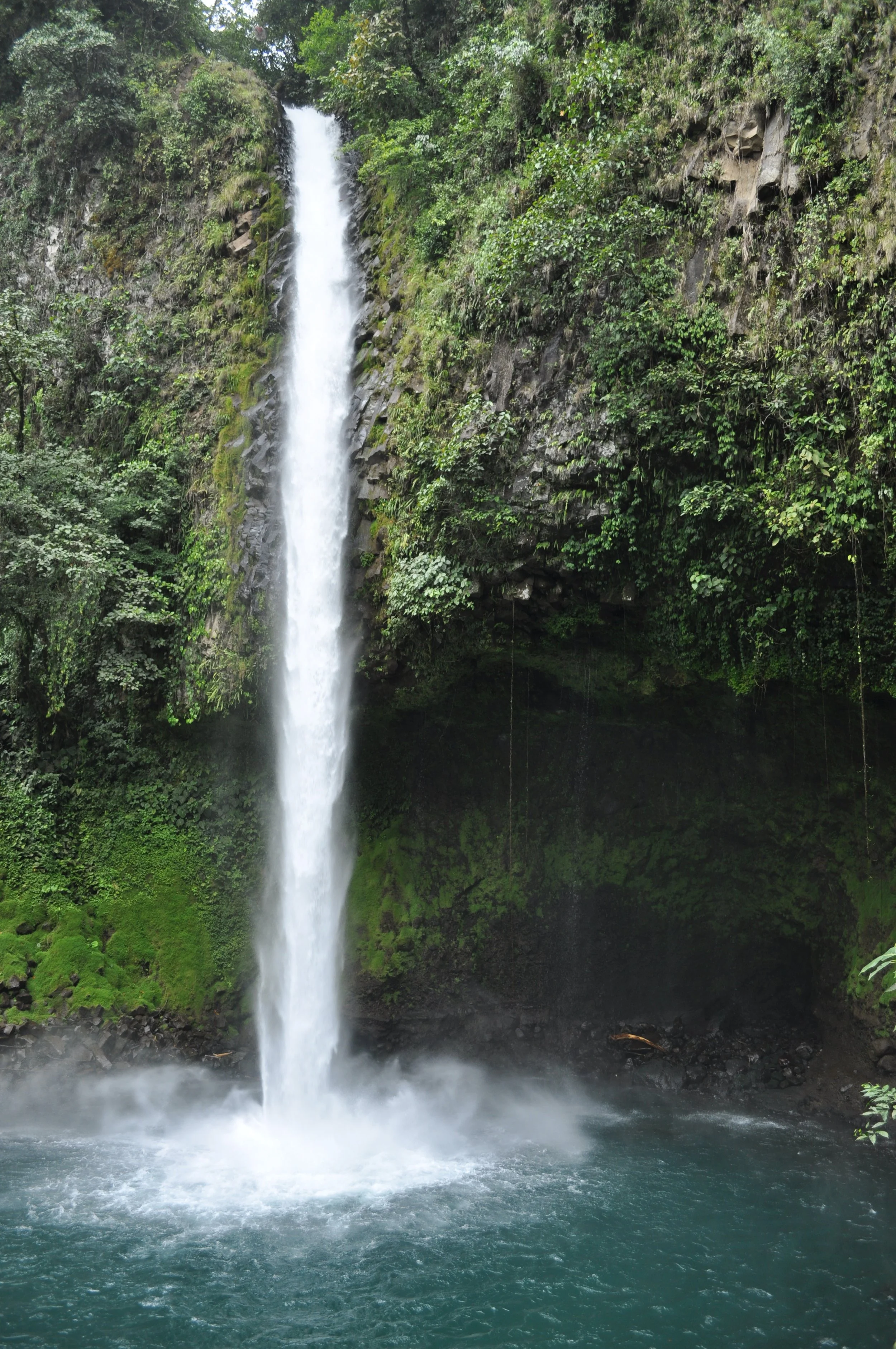 0610 CR 9 Arenal Falls 1.jpg