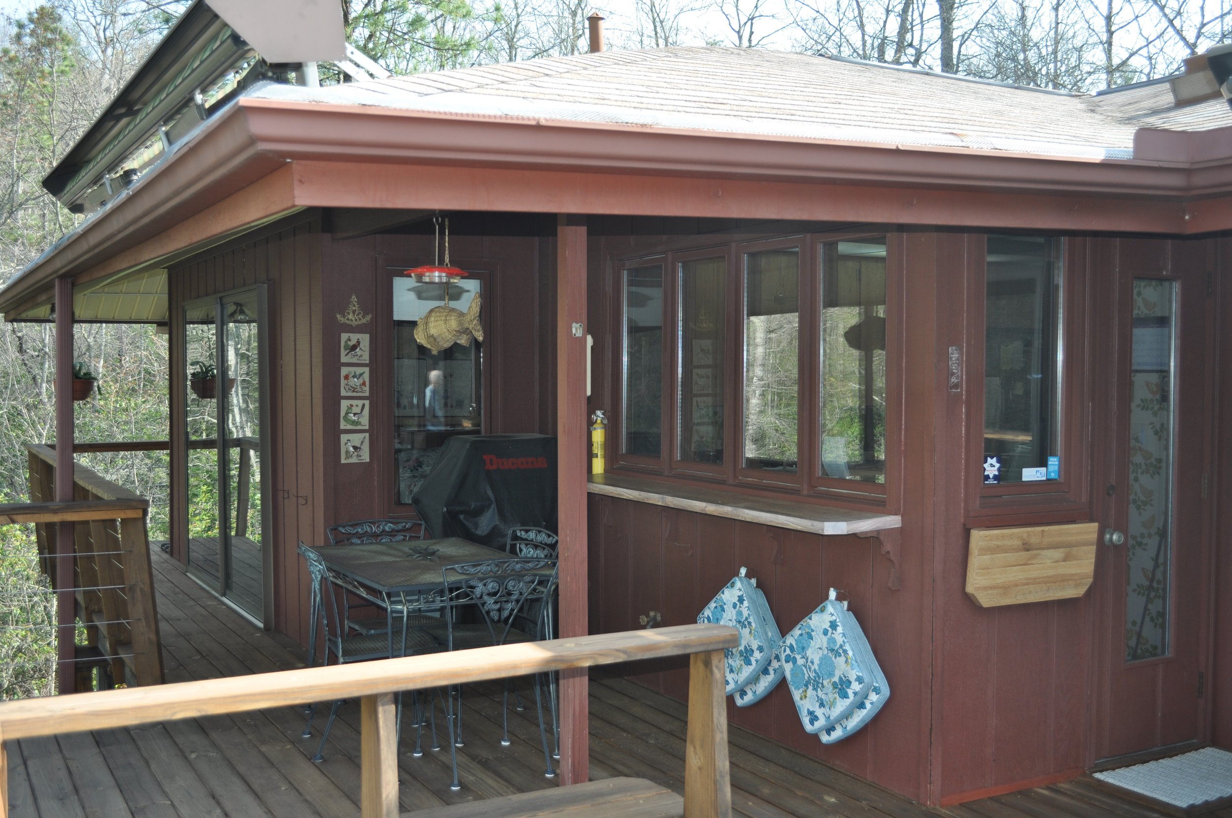 0411 Gaylord House 3.jpg