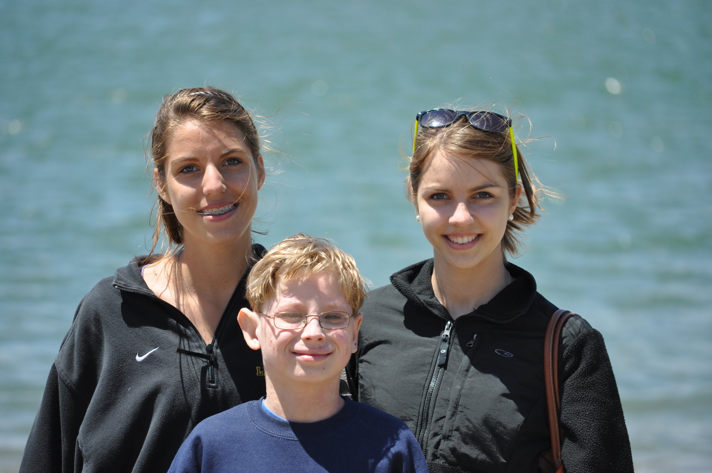 0611 22 CA SF Fishermans Wharf Kids.jpg