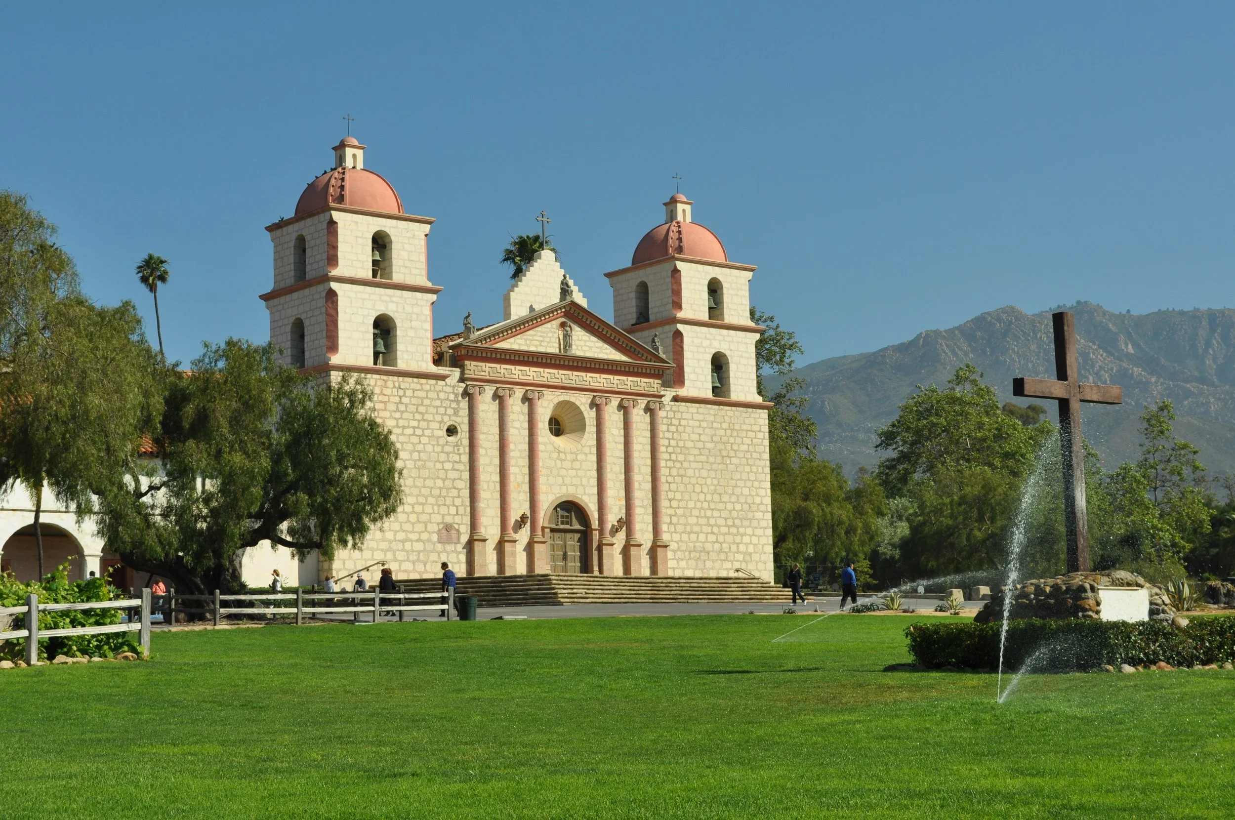 0611 27 Santa Barbara Mission 1.jpg