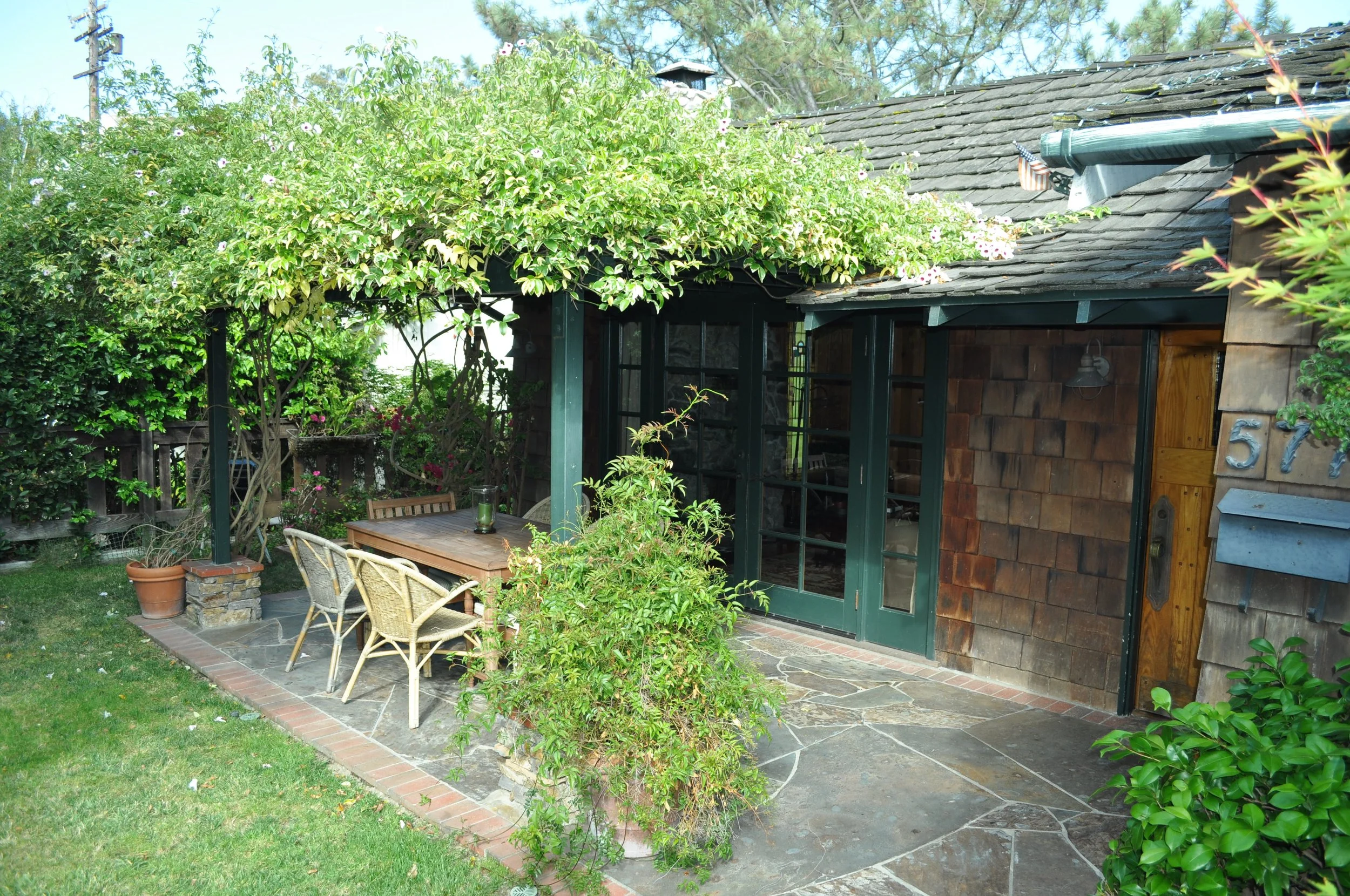 0611 28 Laguna House 4.jpg