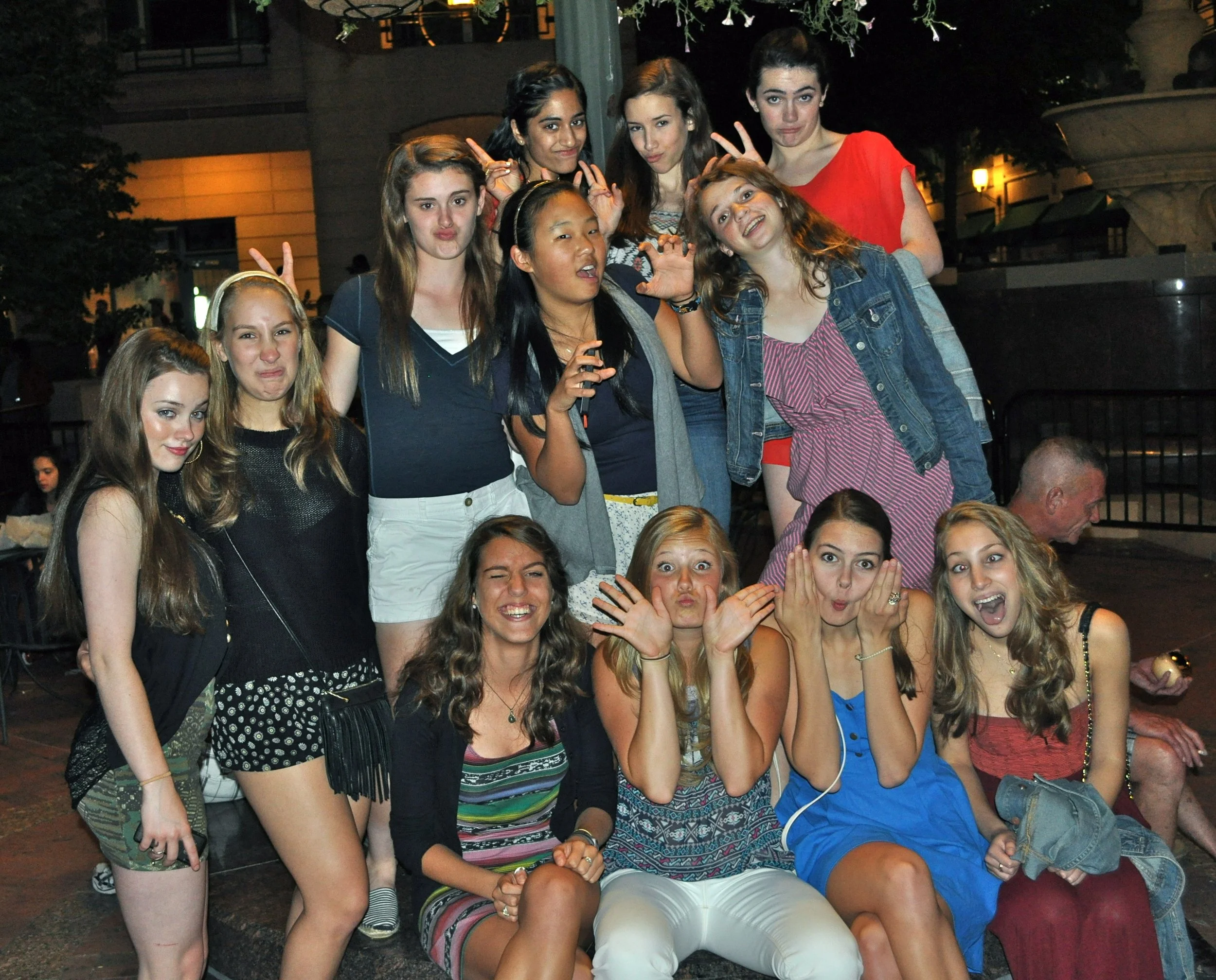 0512 Ava 16 Party Girls 7.jpg