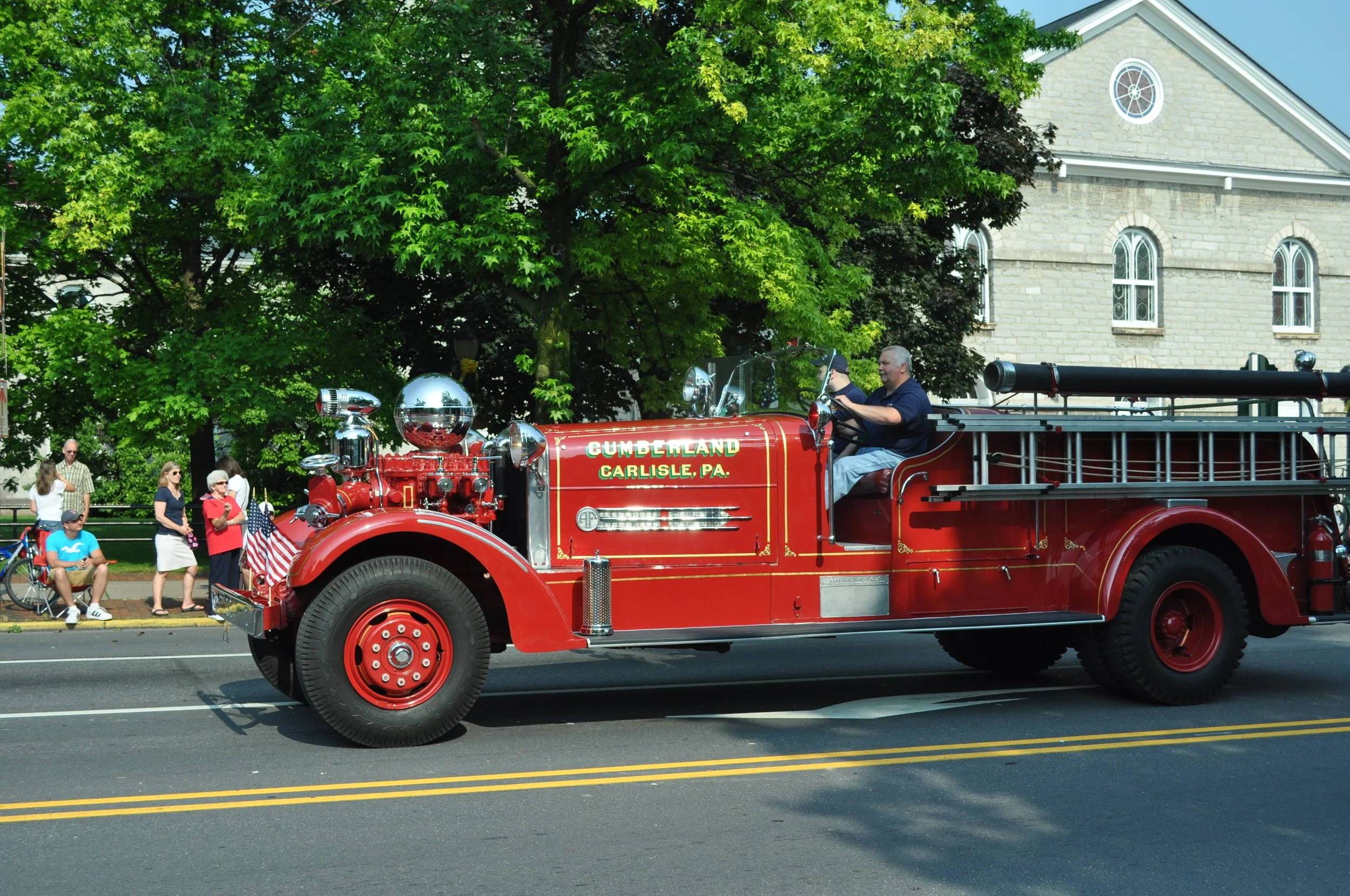 0512 Mem Day Old Fire Truck 1.jpg