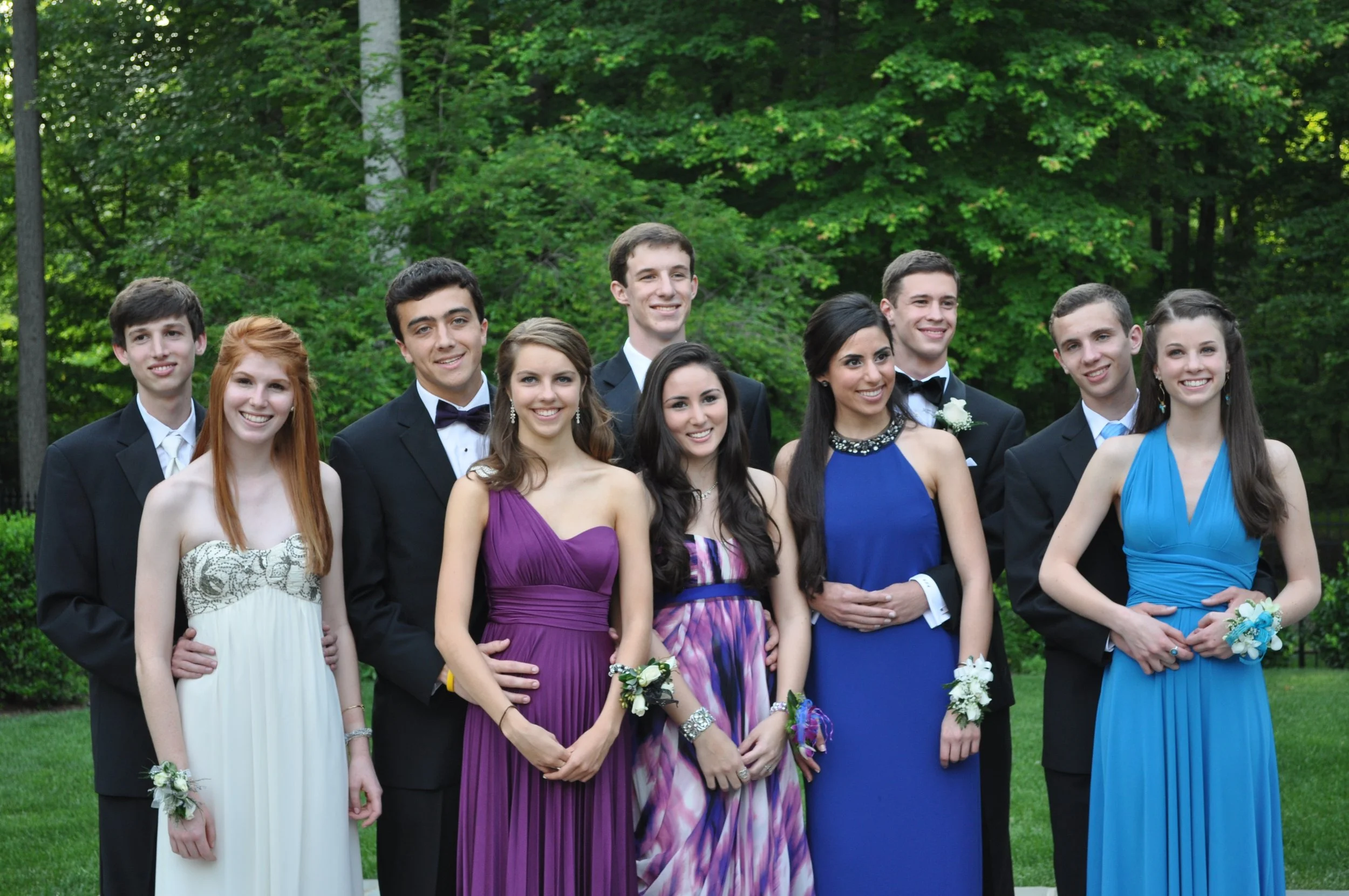0512 Sr Prom Grace Group 1.jpg
