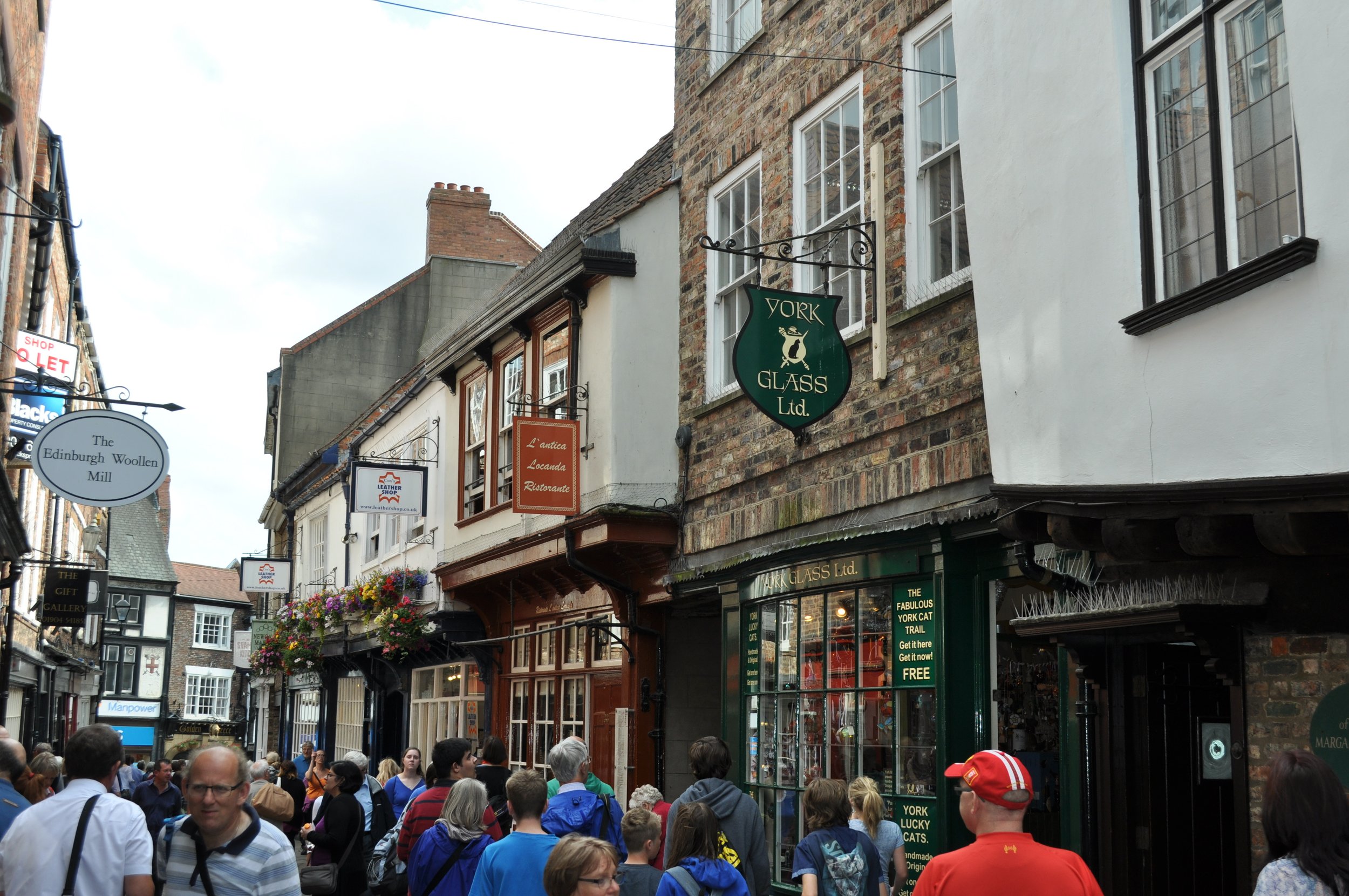 0713 Britain 01 York Streets 02.jpg