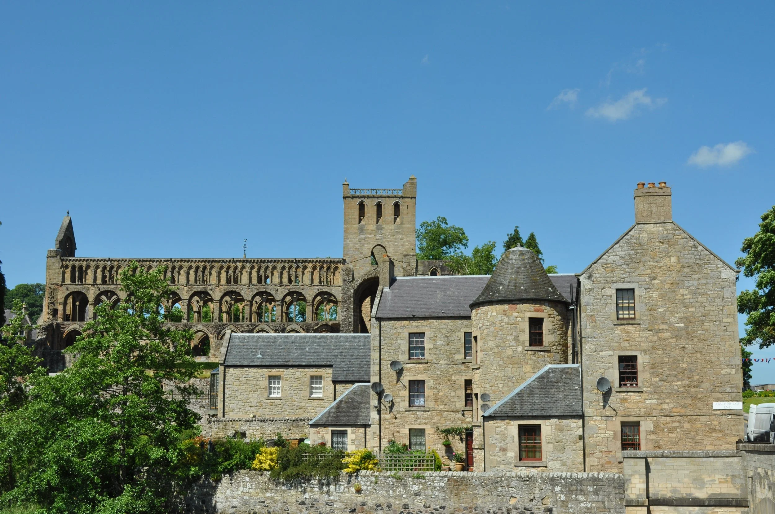 0713 Britain 03 Linlithgow Palace Mary Queen of Scots.jpg