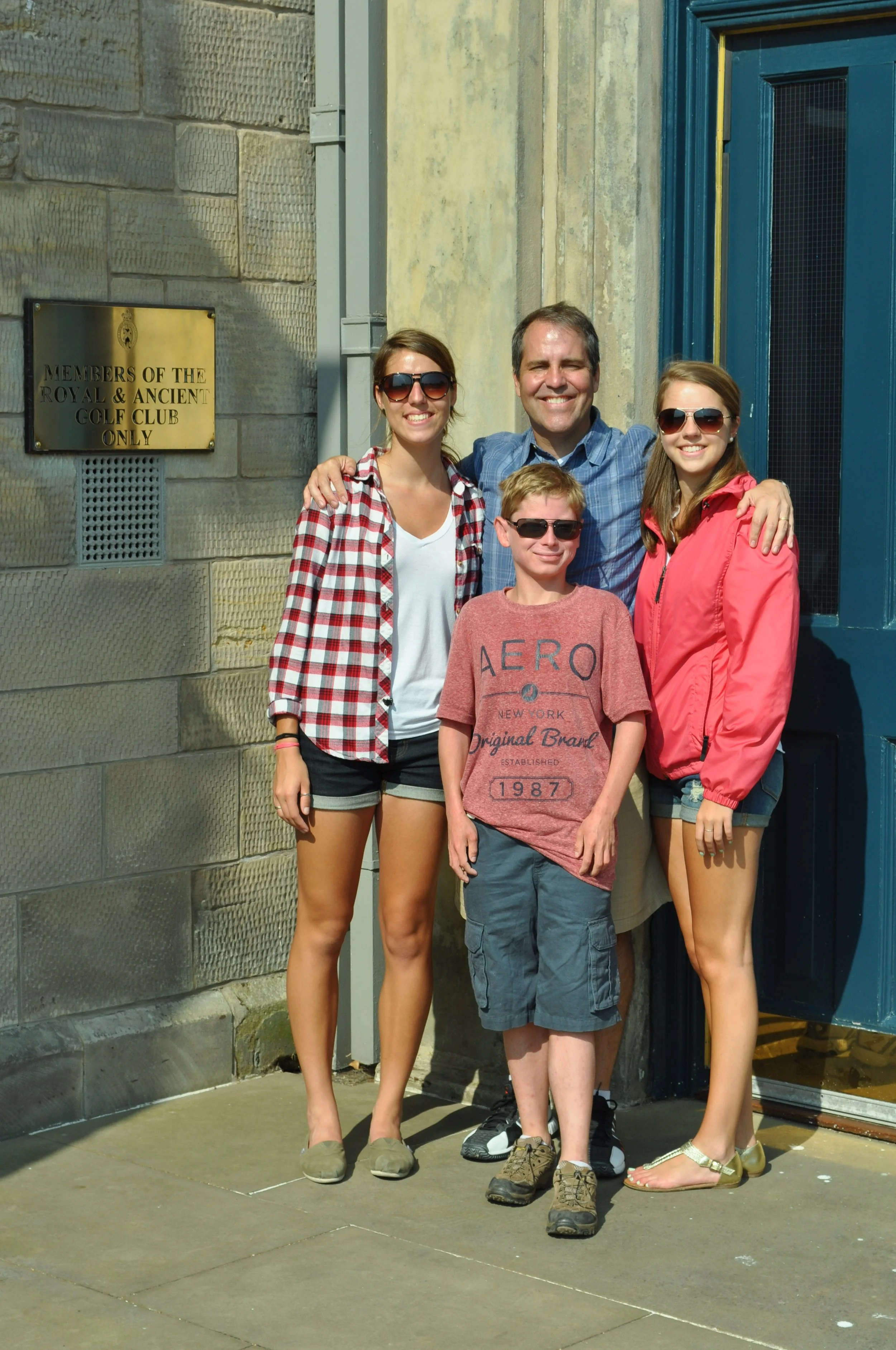 0713 Britain 04 St. Andrews R&A Kids Dad.jpg