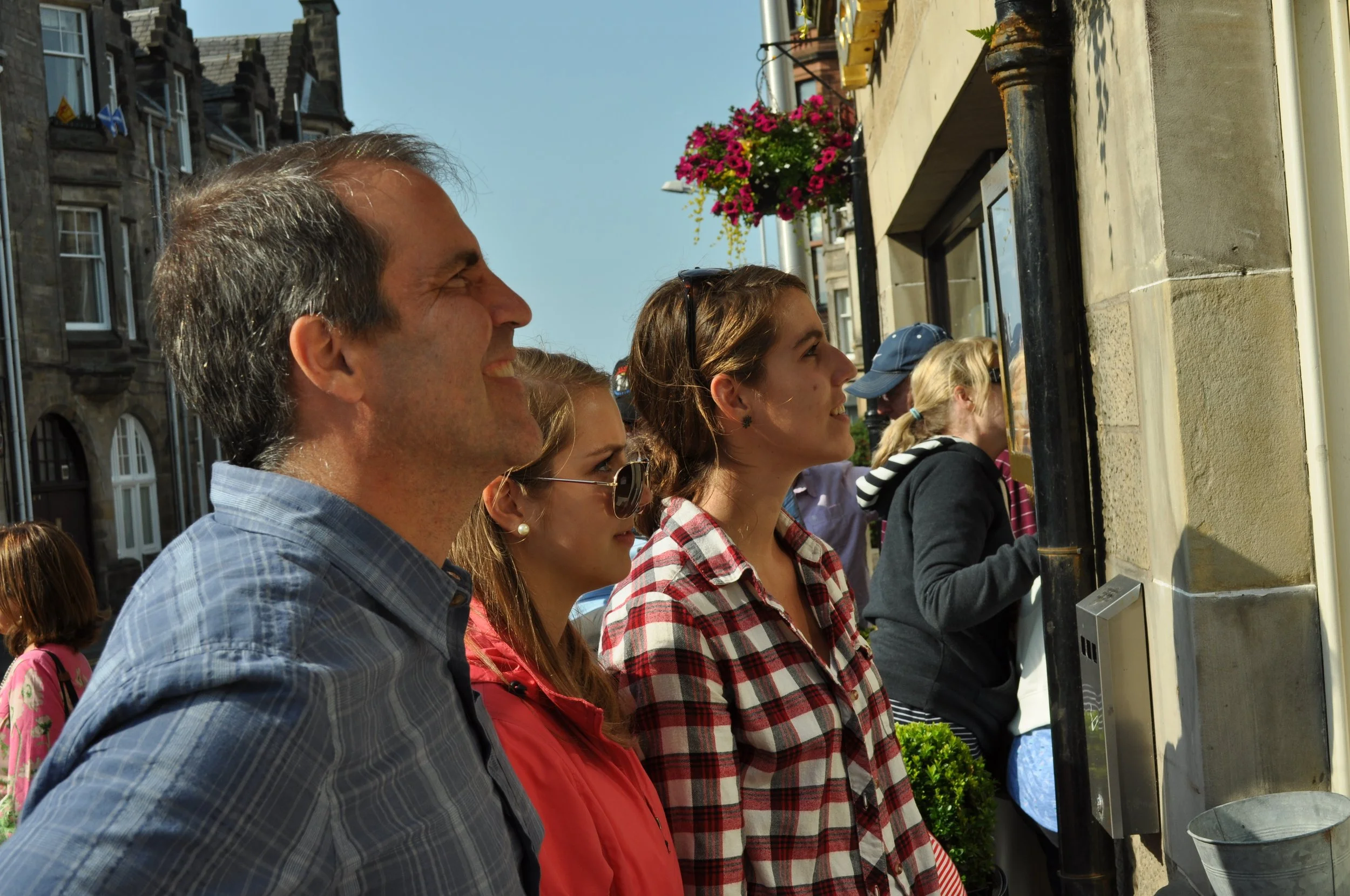 0713 Britain 04 St. Andrews Watching Andy Murray 02.jpg