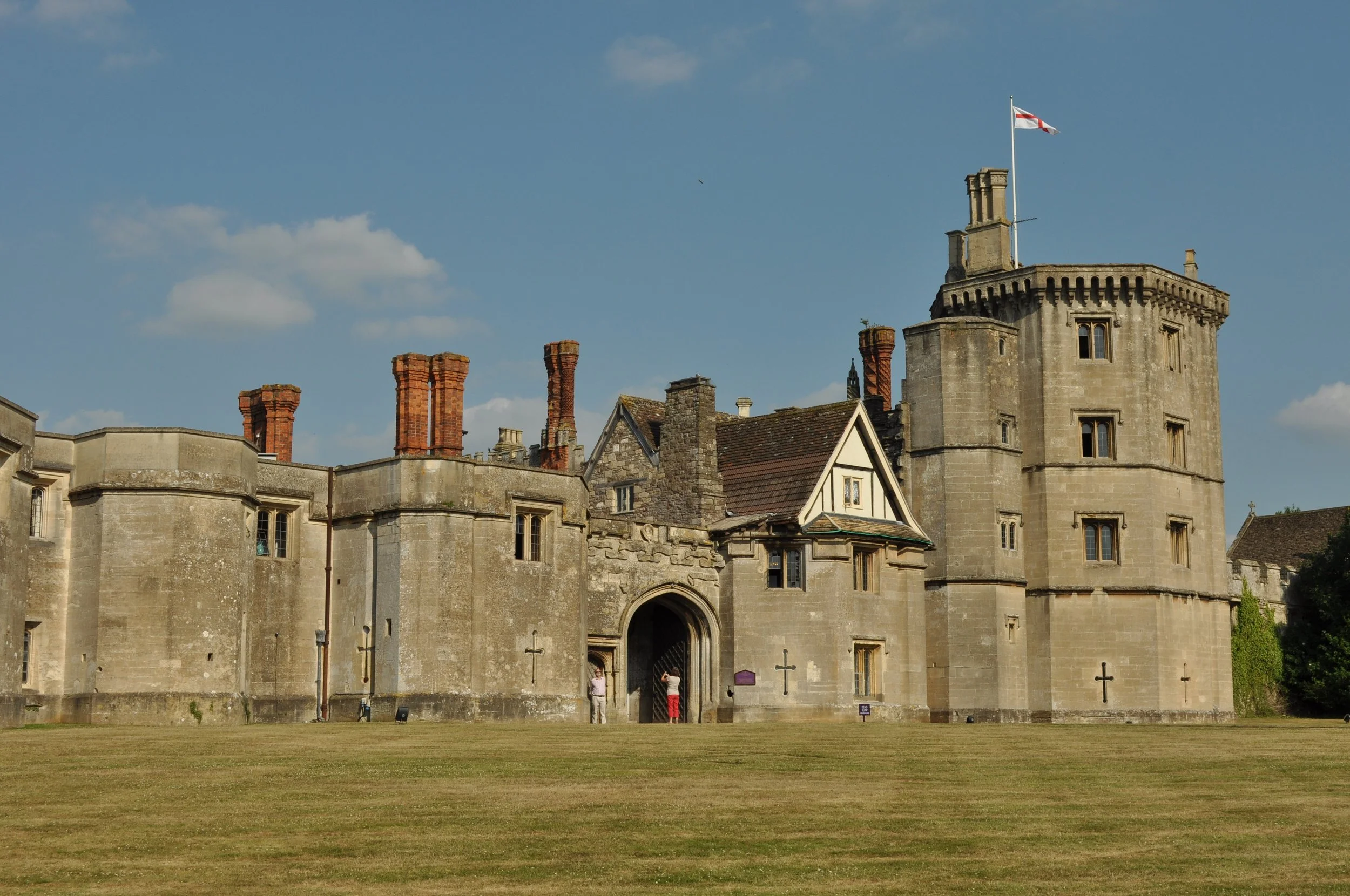 0713 Britain 05 Thornbury Castle 06.jpg