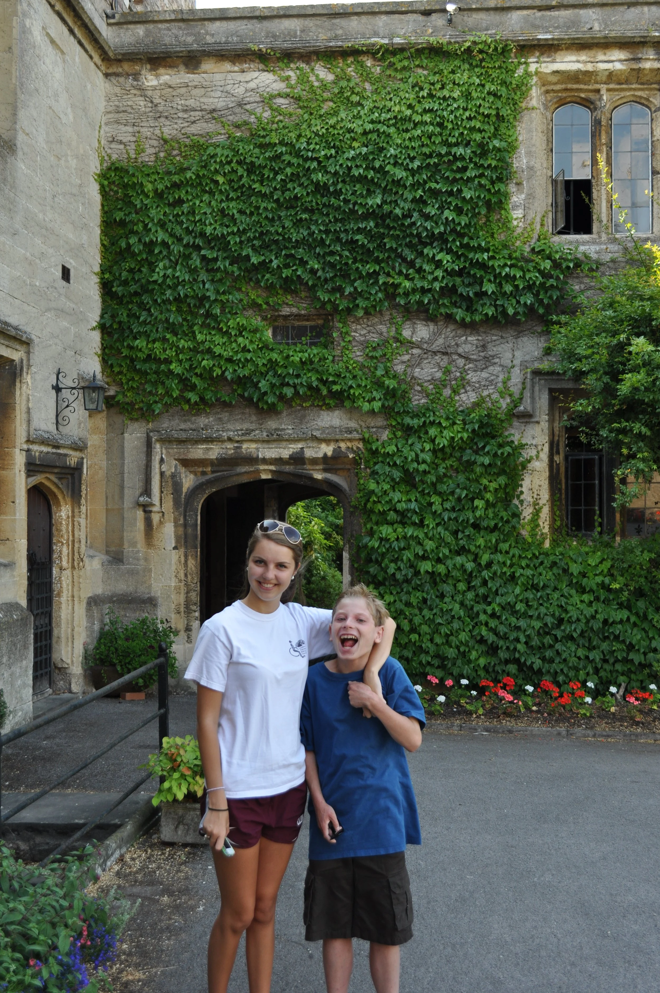 0713 Britain 05 Thornbury Castle Grace Nate .jpg