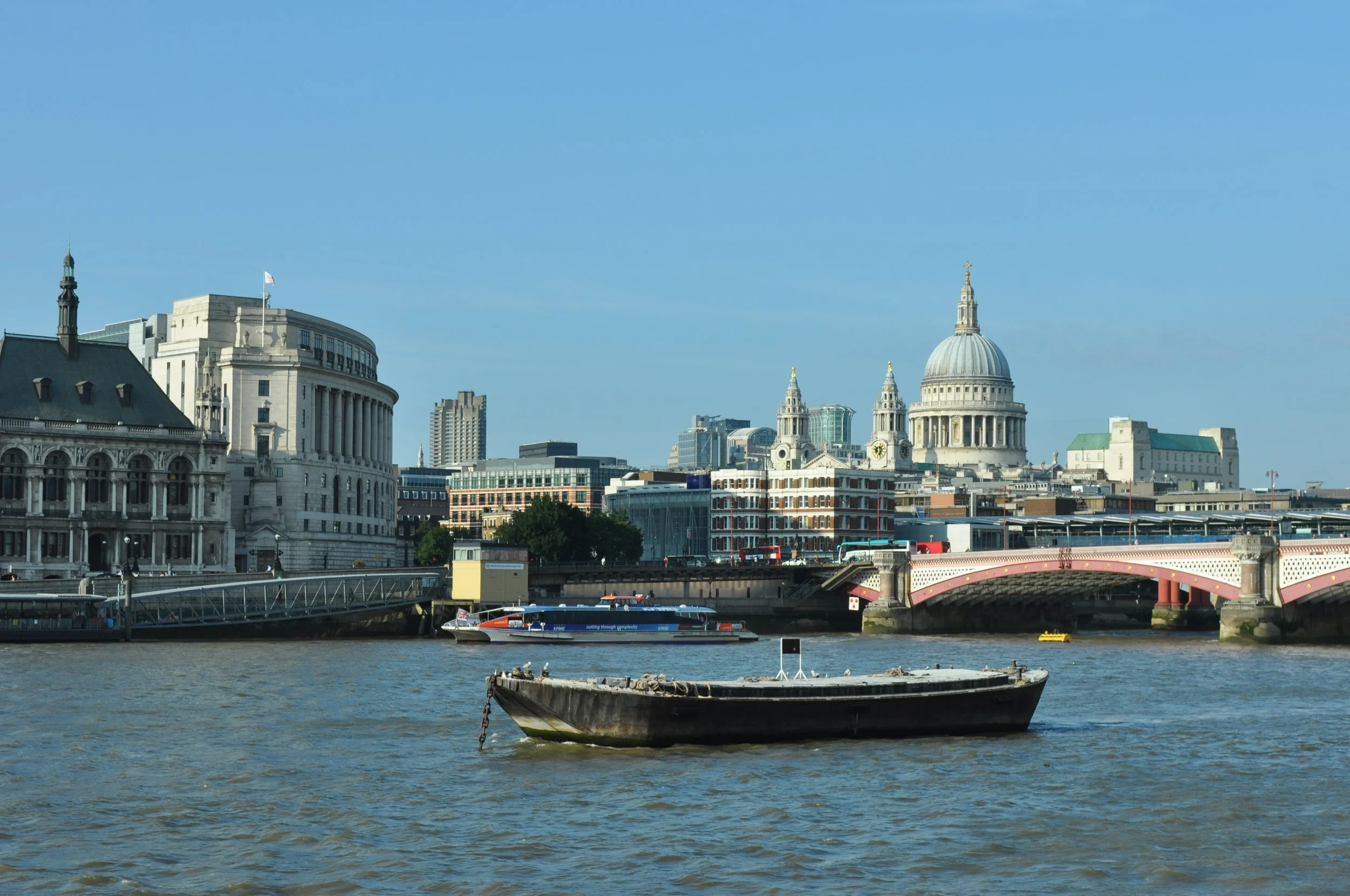 0713 Britain 07 Thames.jpg